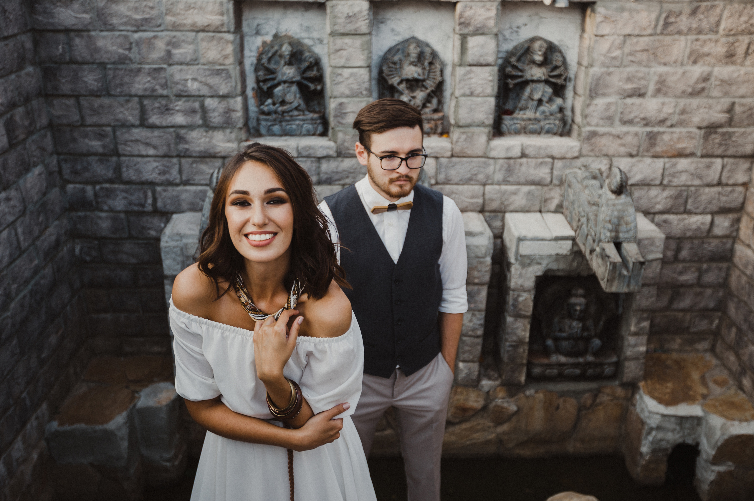 Свадебная прогулка в Этномире Свадебная фотосъемка в Этномире. Свадебный фотограф Калуга Москва Диана Румянцева