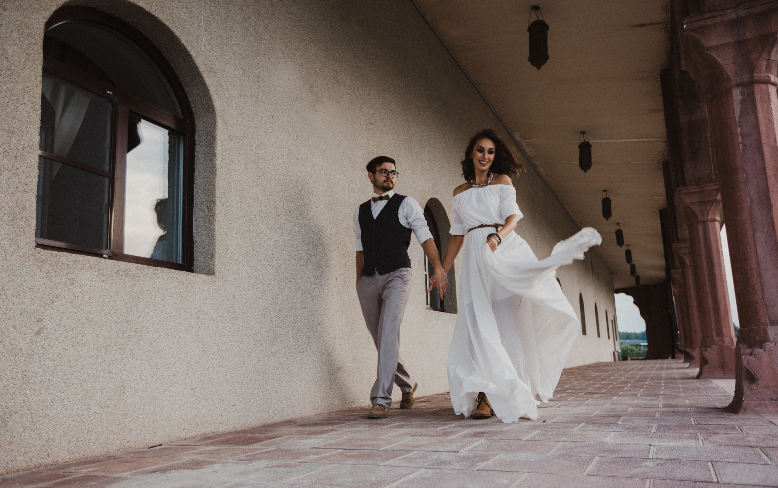 Свадебная прогулка в Этномире Свадебная фотосъемка в Этномире. Свадебный фотограф Калуга Москва Диана Румянцева