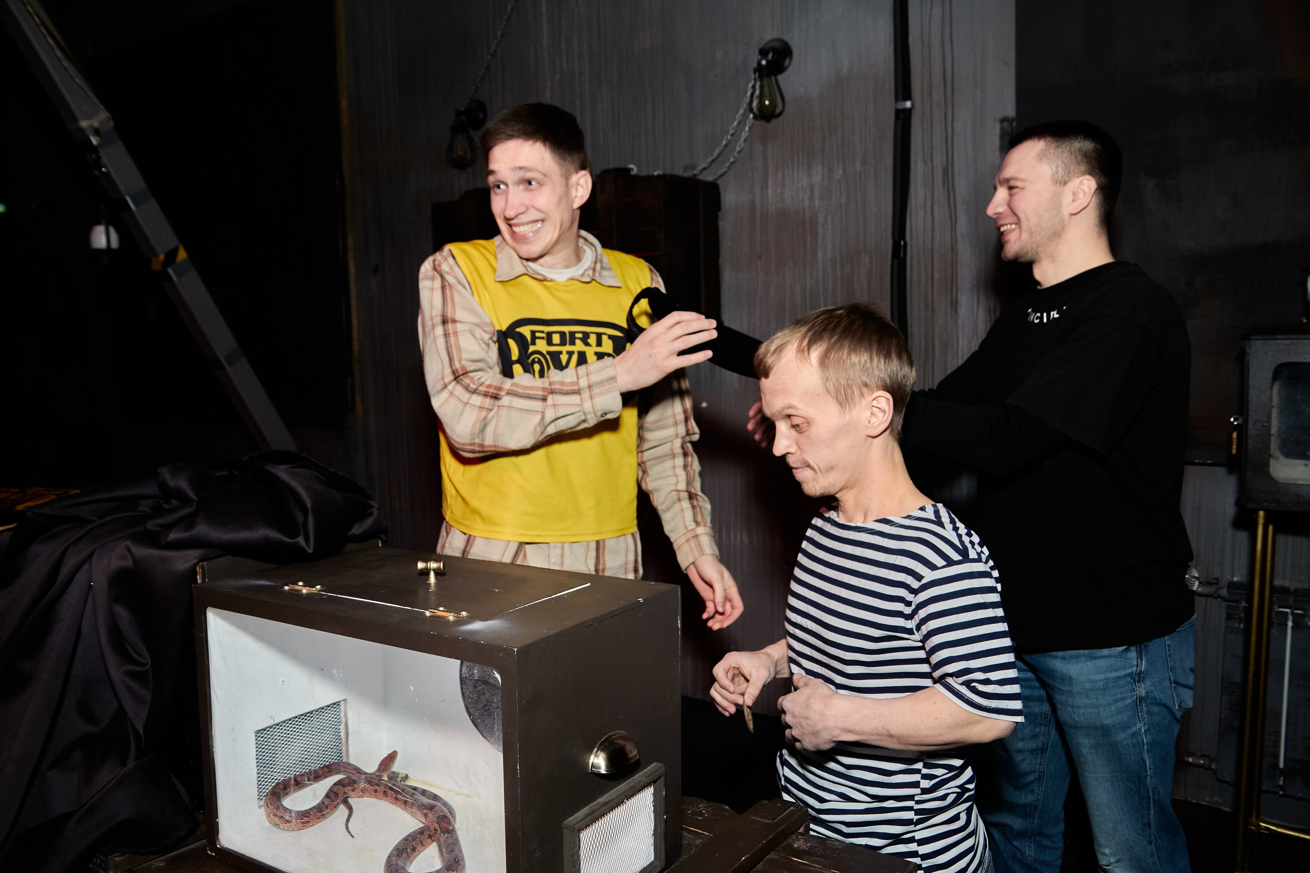 Корпоративные квесты. Предметный и репортажный фотограф Алексей Кротов