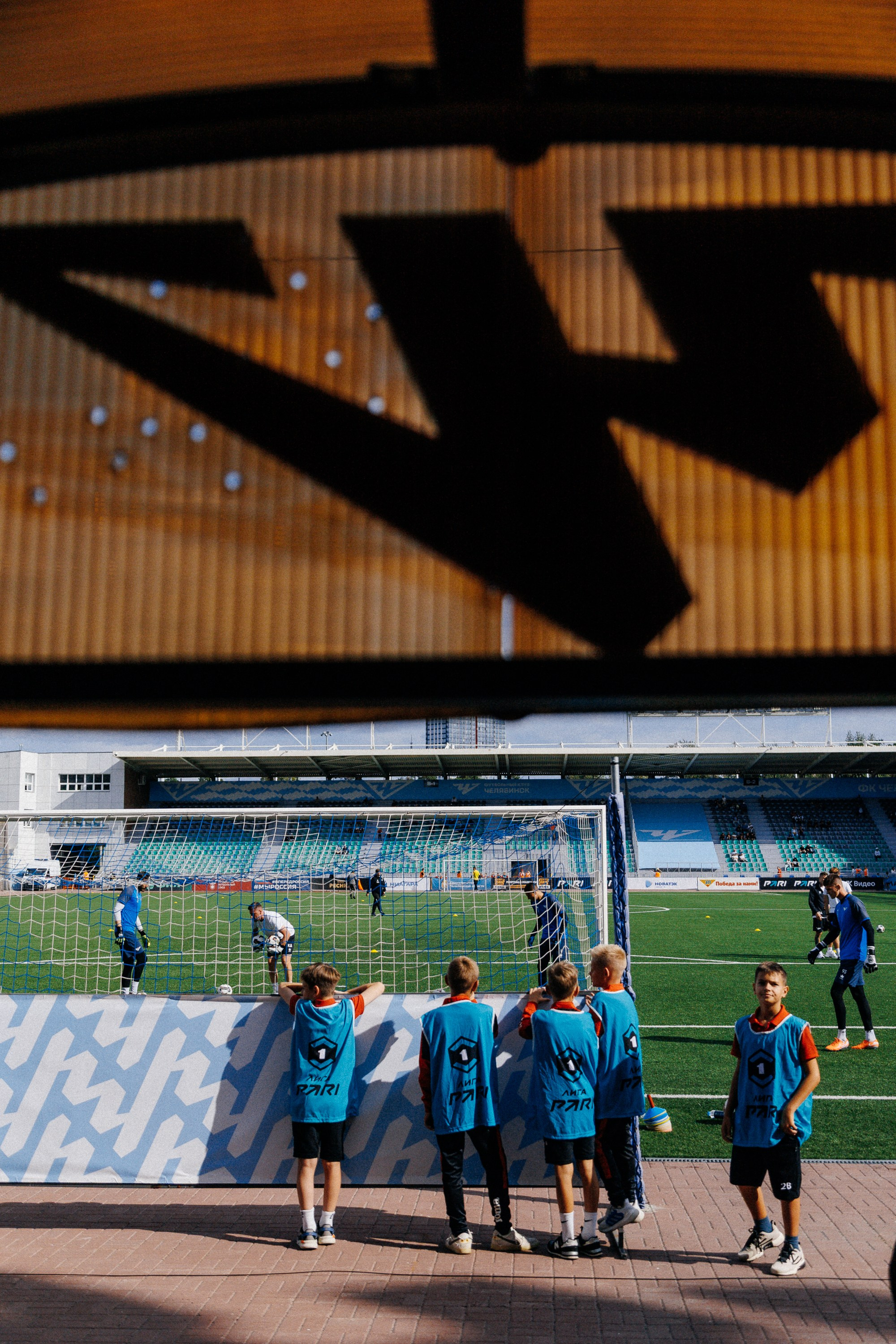 ФК ЧЕЛЯБИНСК Х ФК ВОЛГА. Репортажный фотограф Макс Брагин