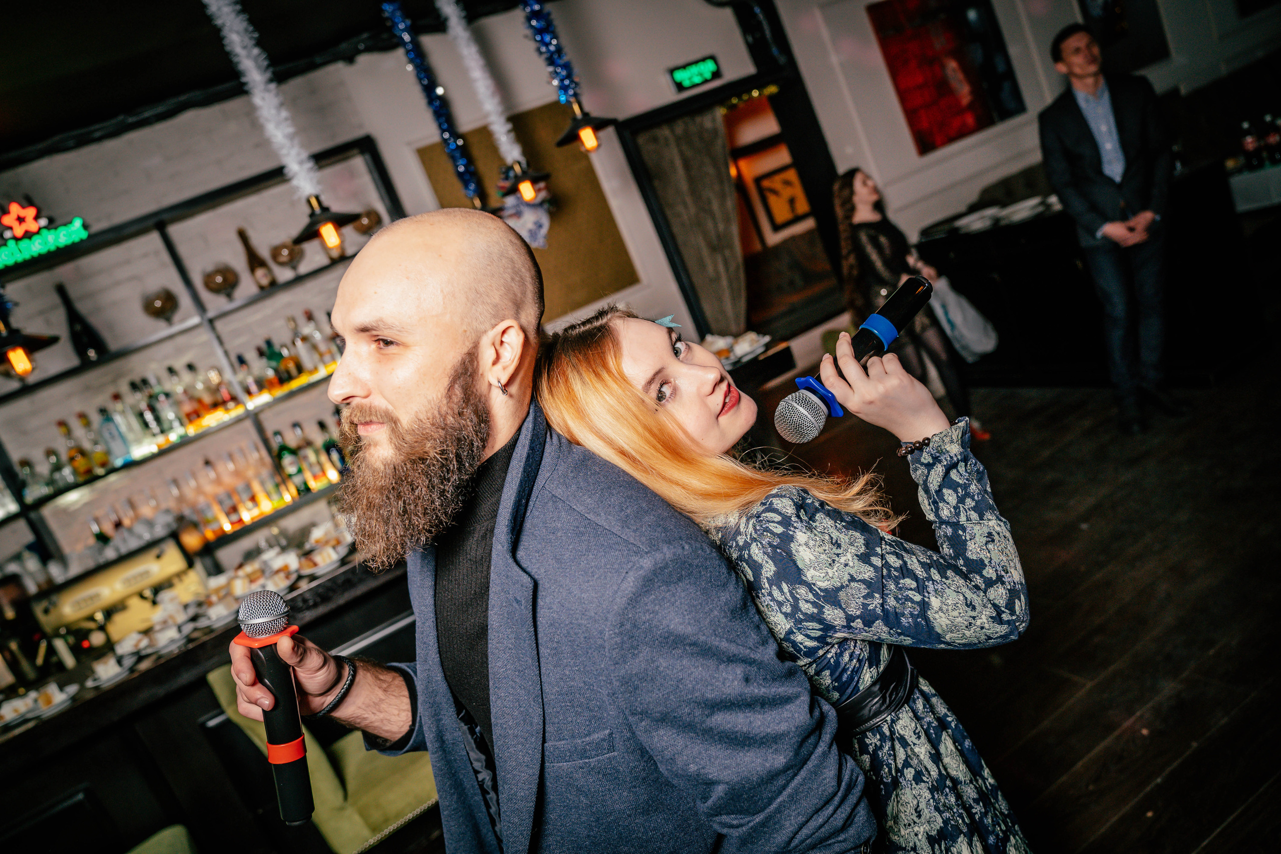 Корпоратив ООО «Мобильное Электронное Образование» в караоке-баре Studio 46. Фото и видео съёмка на заказ. VAU Studia. Москва