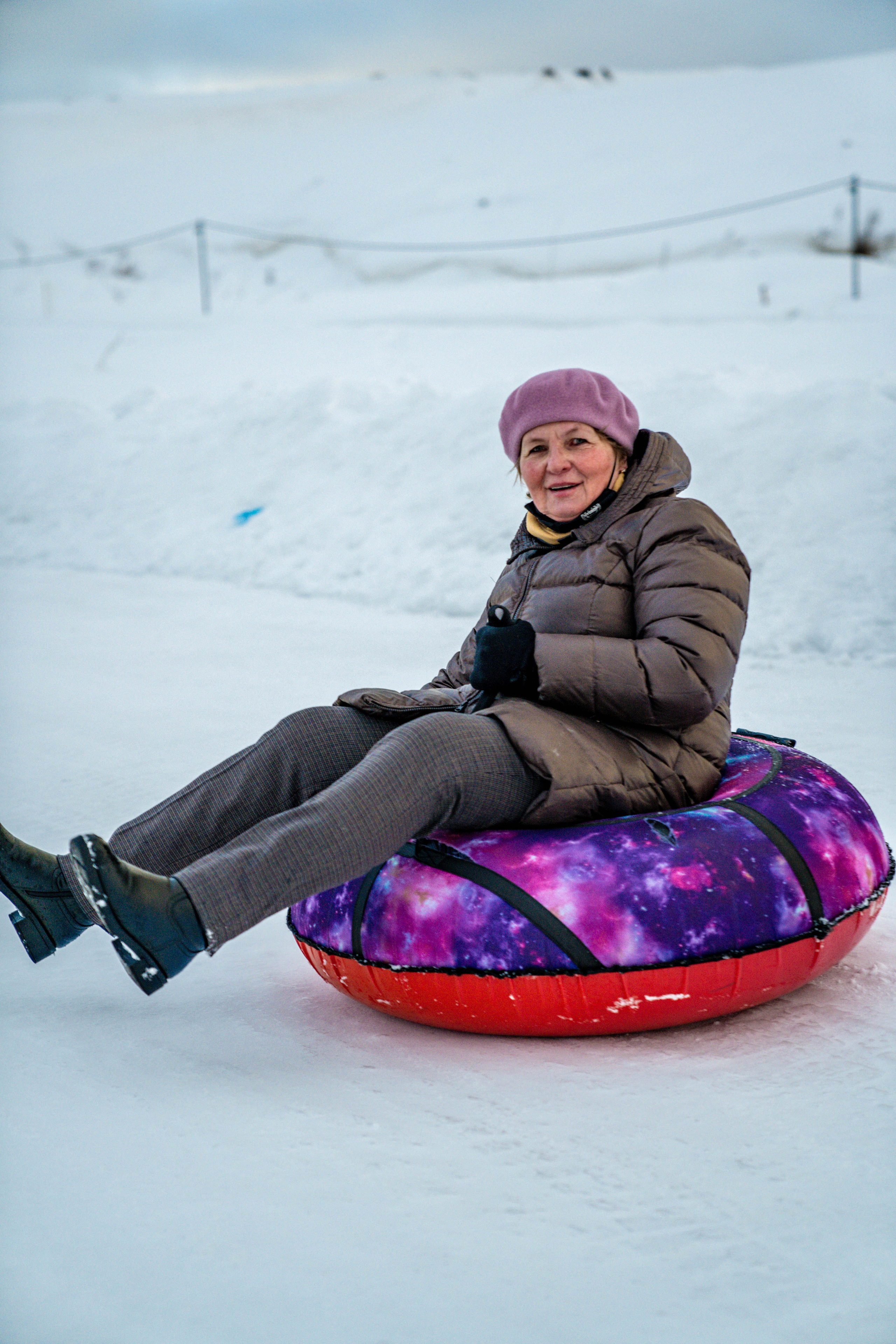 Катание на ватрушках в Рыболовной усадьбе «Остров». Фото и видео съёмка на заказ. VAU Studia. Москва