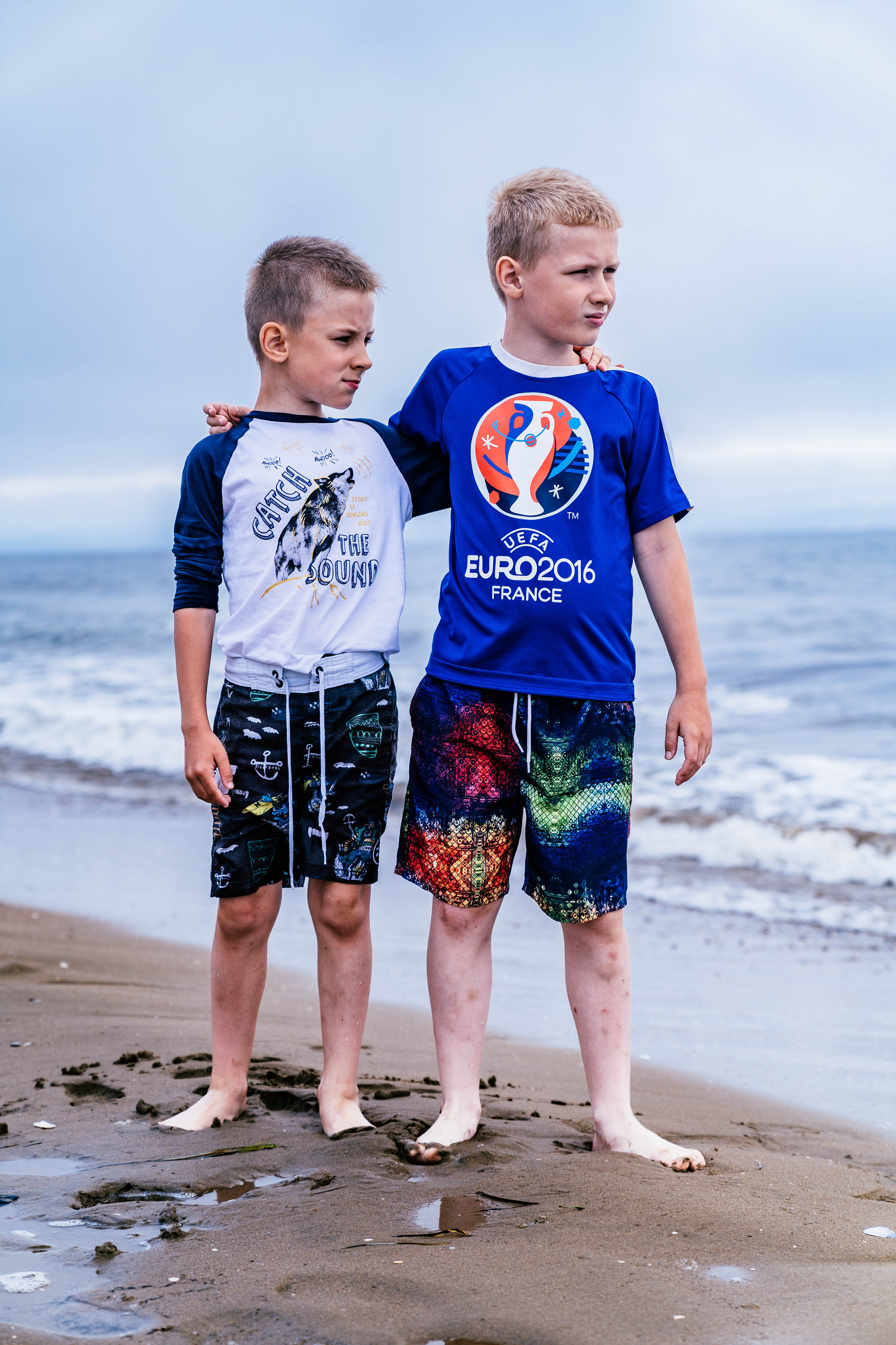 Фотосессия «Братья и море». Фото и видео съёмка на заказ. VAU Studia. Москва