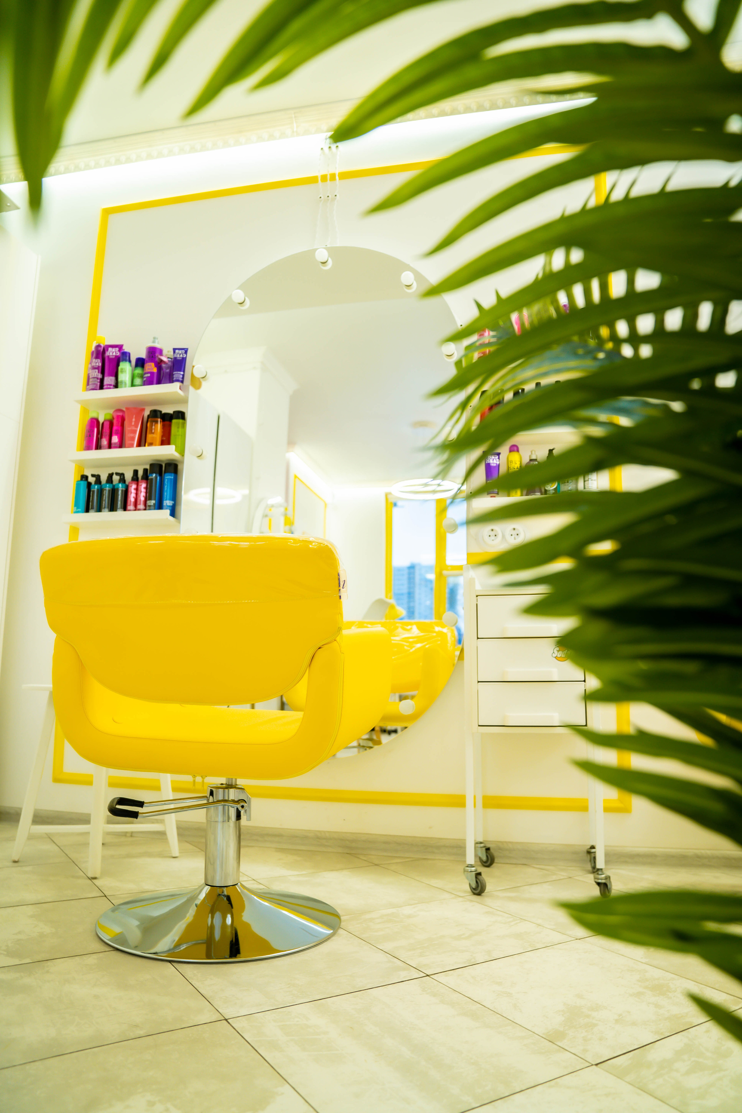 Салон красоты и маникюра SODA