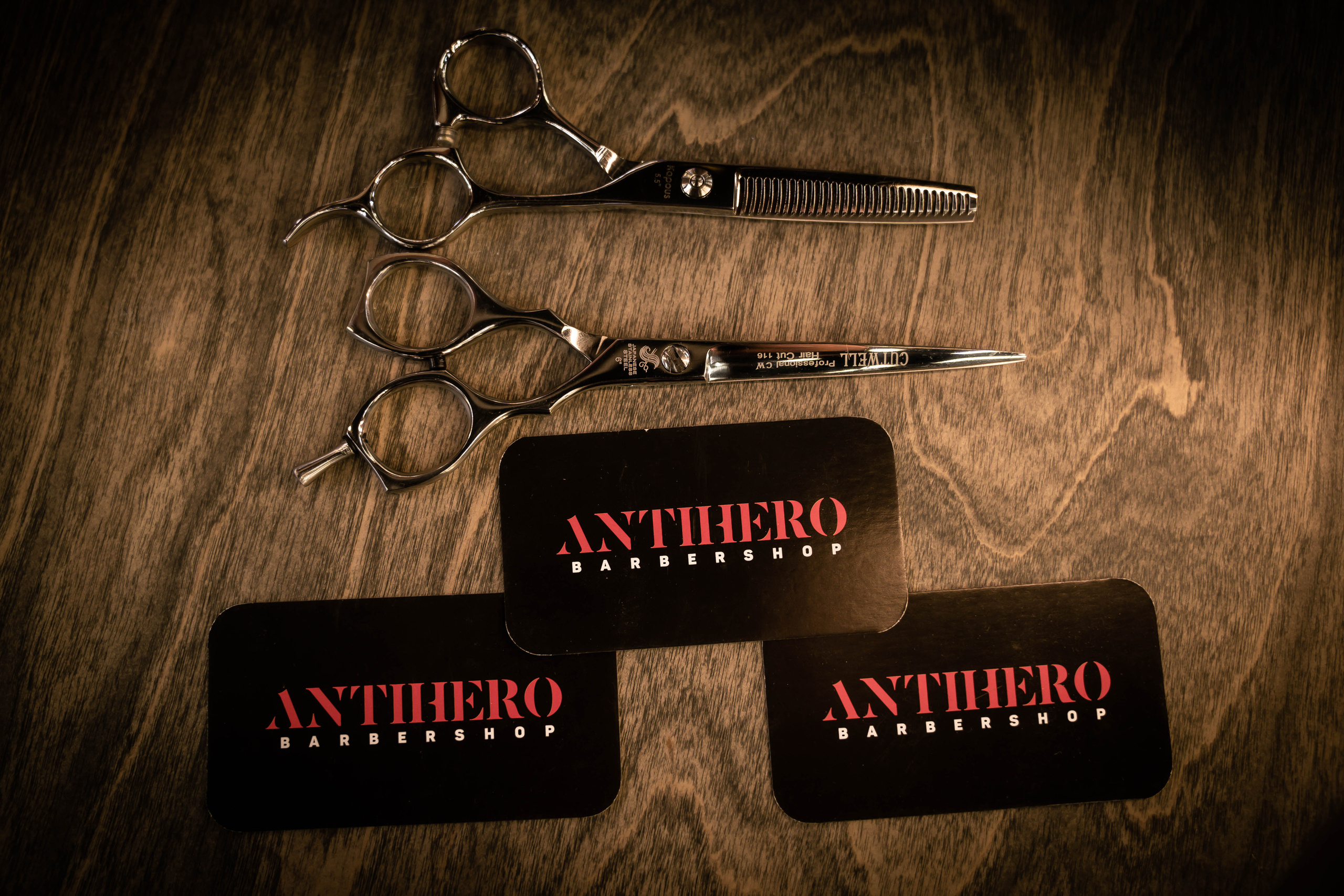 Барбершоп Barbershop Antihero ножницы визитка