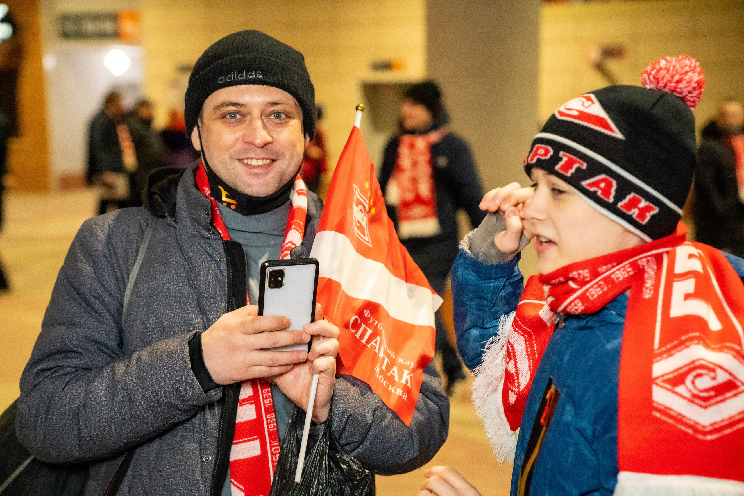 Стенд Благотворительного фонда Артёма Реброва «Своими глазами». Фото и видео съёмка на заказ. VAU Studia. Москва