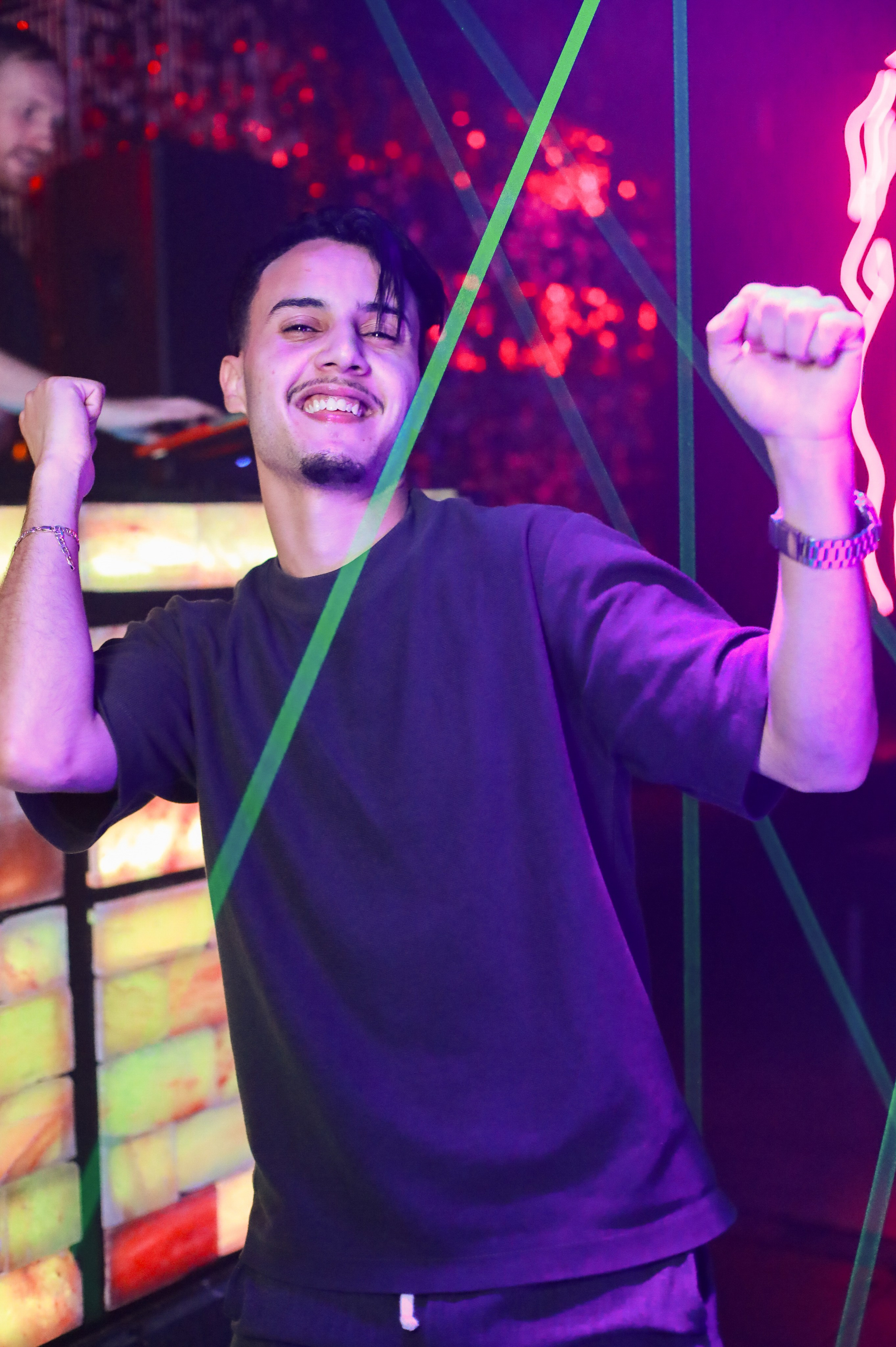 Клуб Резиденция лучшее. Контакты