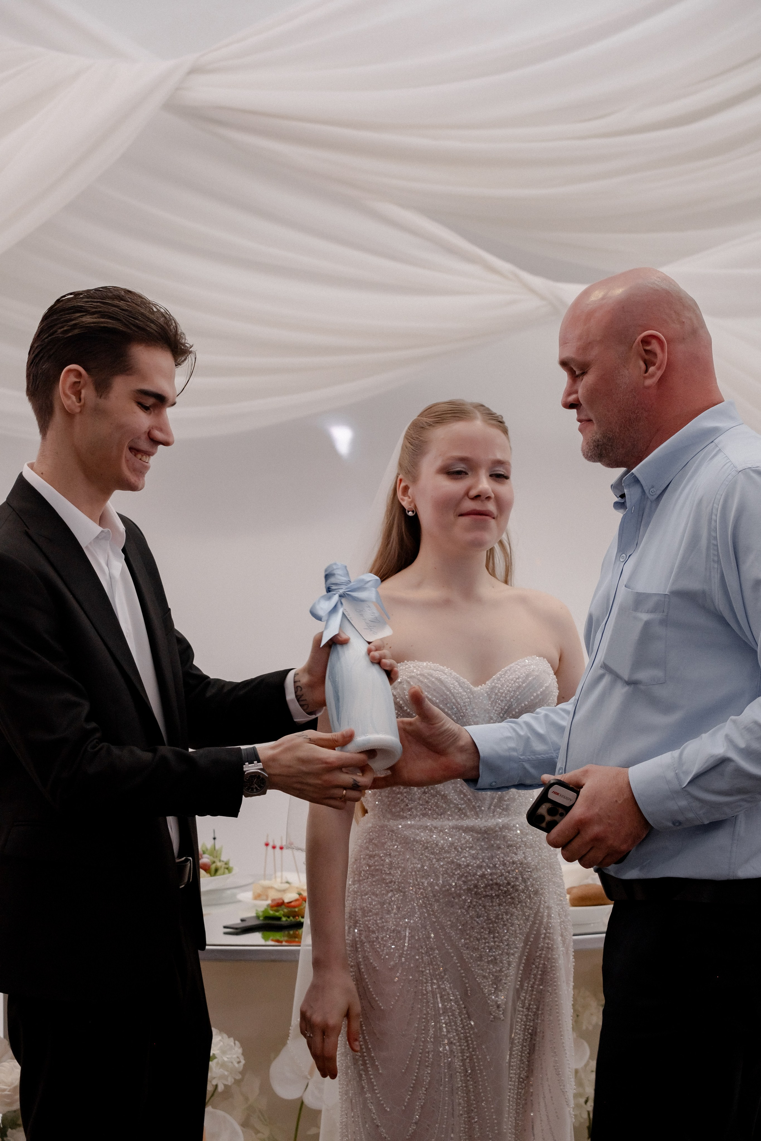 СВАДЕБНЫЙ БАНКЕТ (СНЯТО В СИБИРЕ В НИЖНЕВАРТОВСКЕ). Профессиональный фотограф, Санкт-Петербург — Виктория Богомолова