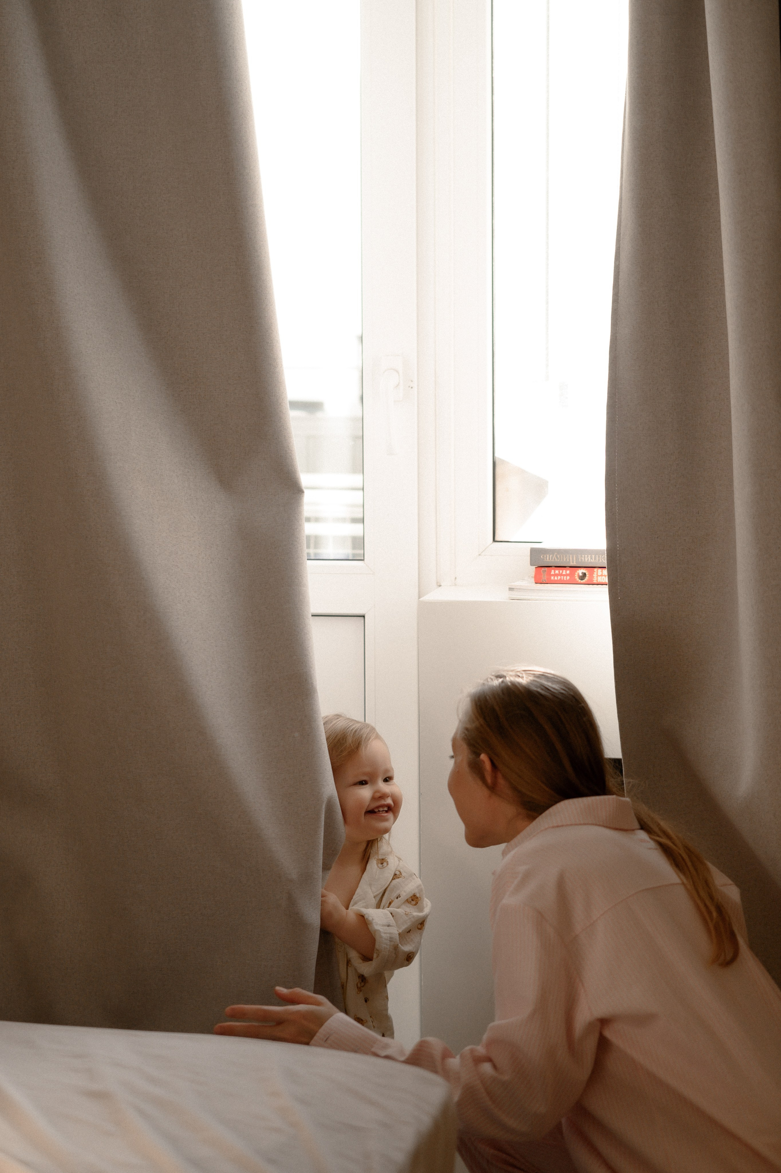 Даша и Варя дома. Семейный и свадебный lifestyle-фотограф в Москве Мария Петрова