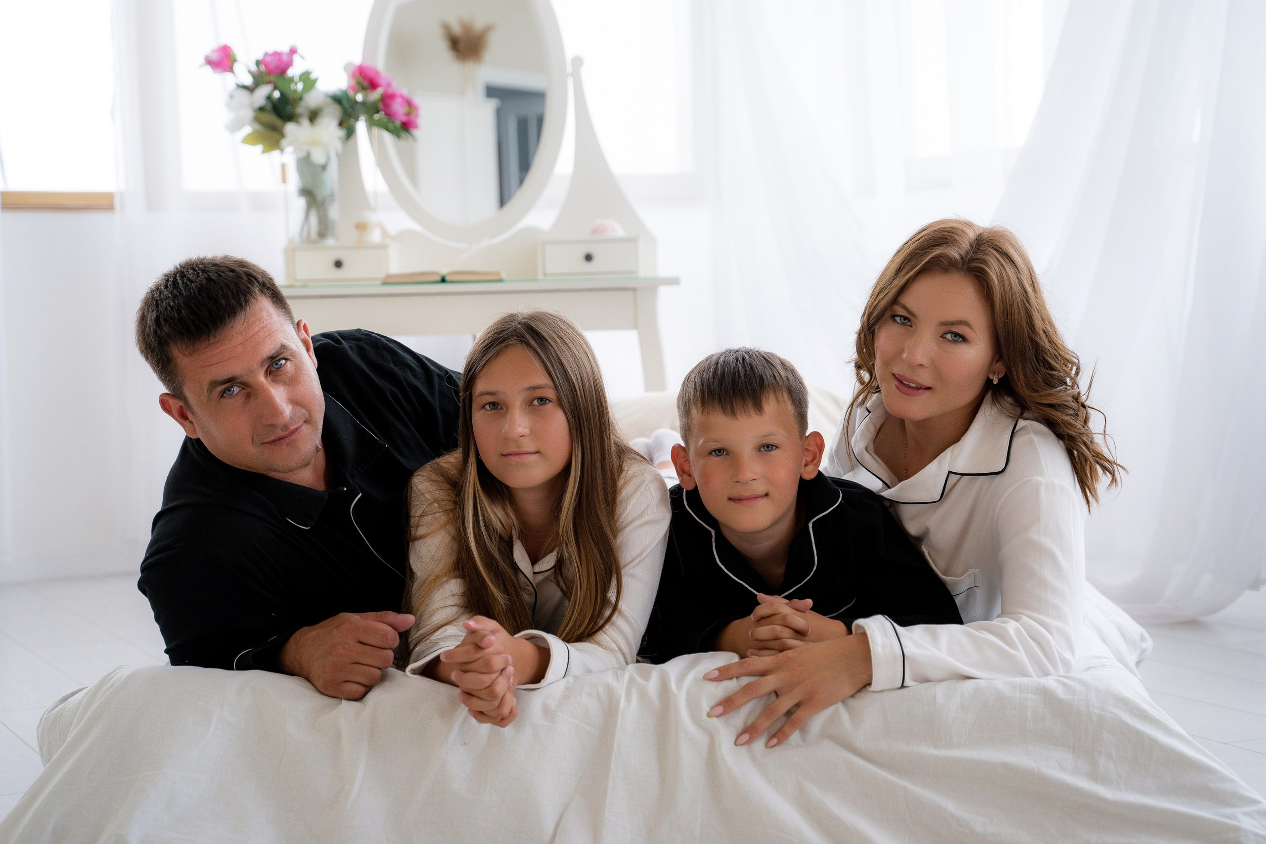Семейная фотосессия ПАКЕТ СУПЕР ЛЮКС. Фотостудия Малина в городе Улан-Удэ. Фотограф Ирина Жарникова