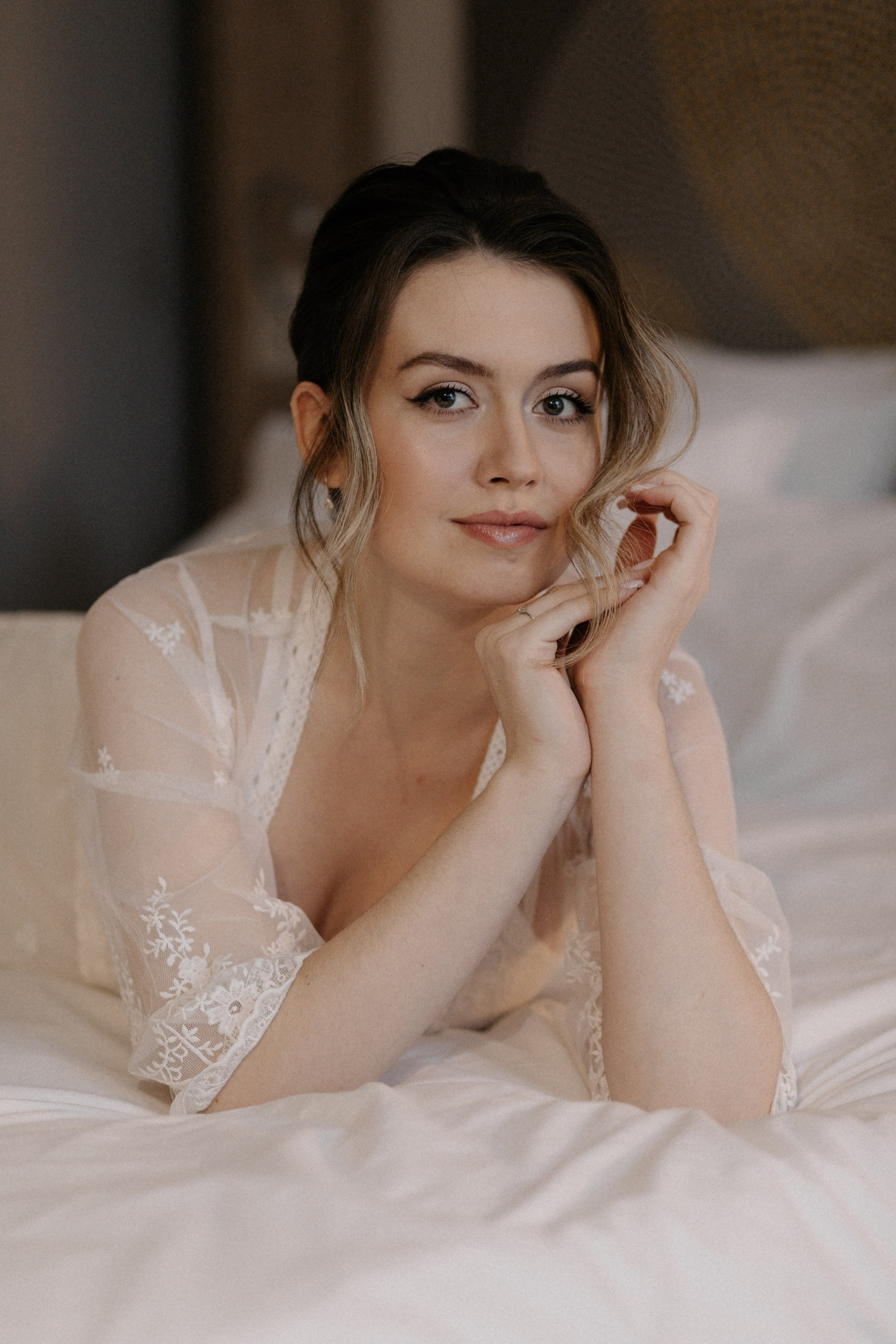 Ксюша и Илья. Утро в отеле роспись в Birds. Свадебный и портретный фотограф в Москве Анастасия Масюк