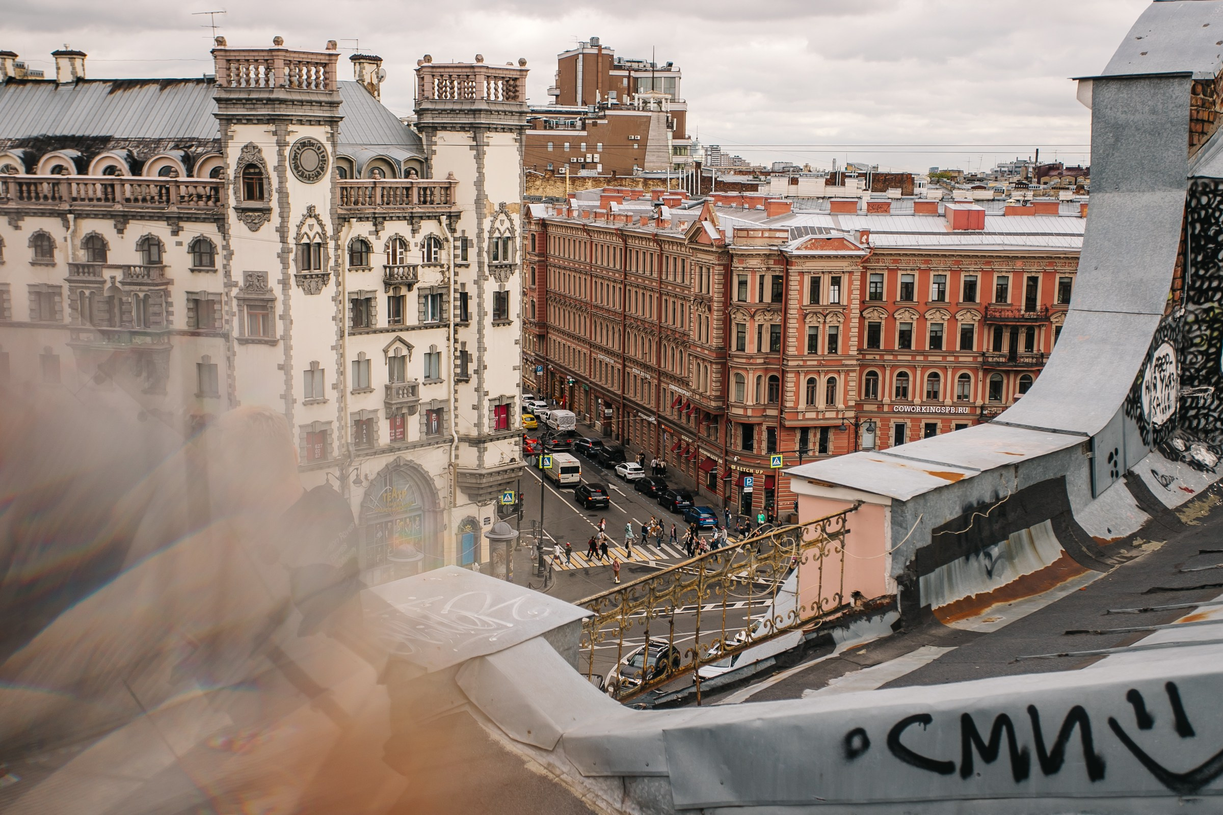 Прогулка по крышам. Фотограф в Санкт-Петербурге Юлия Ласкари