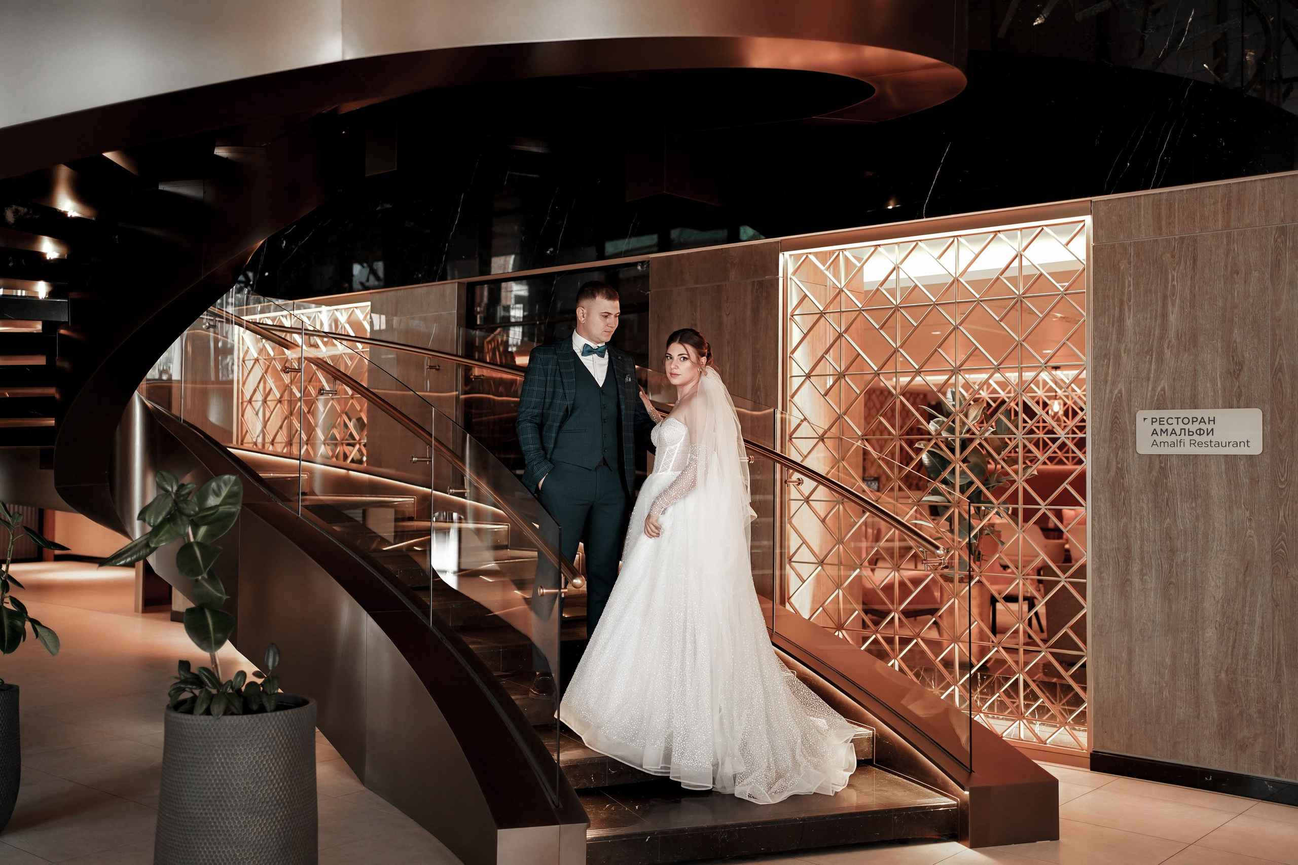 Свадебная фотосессия в отеле Хаятт. Свадебный фотограф в Ростове-на-Дону. Таинство Крещения и Венчания, семейные фотосессии. Алёна Чёботова