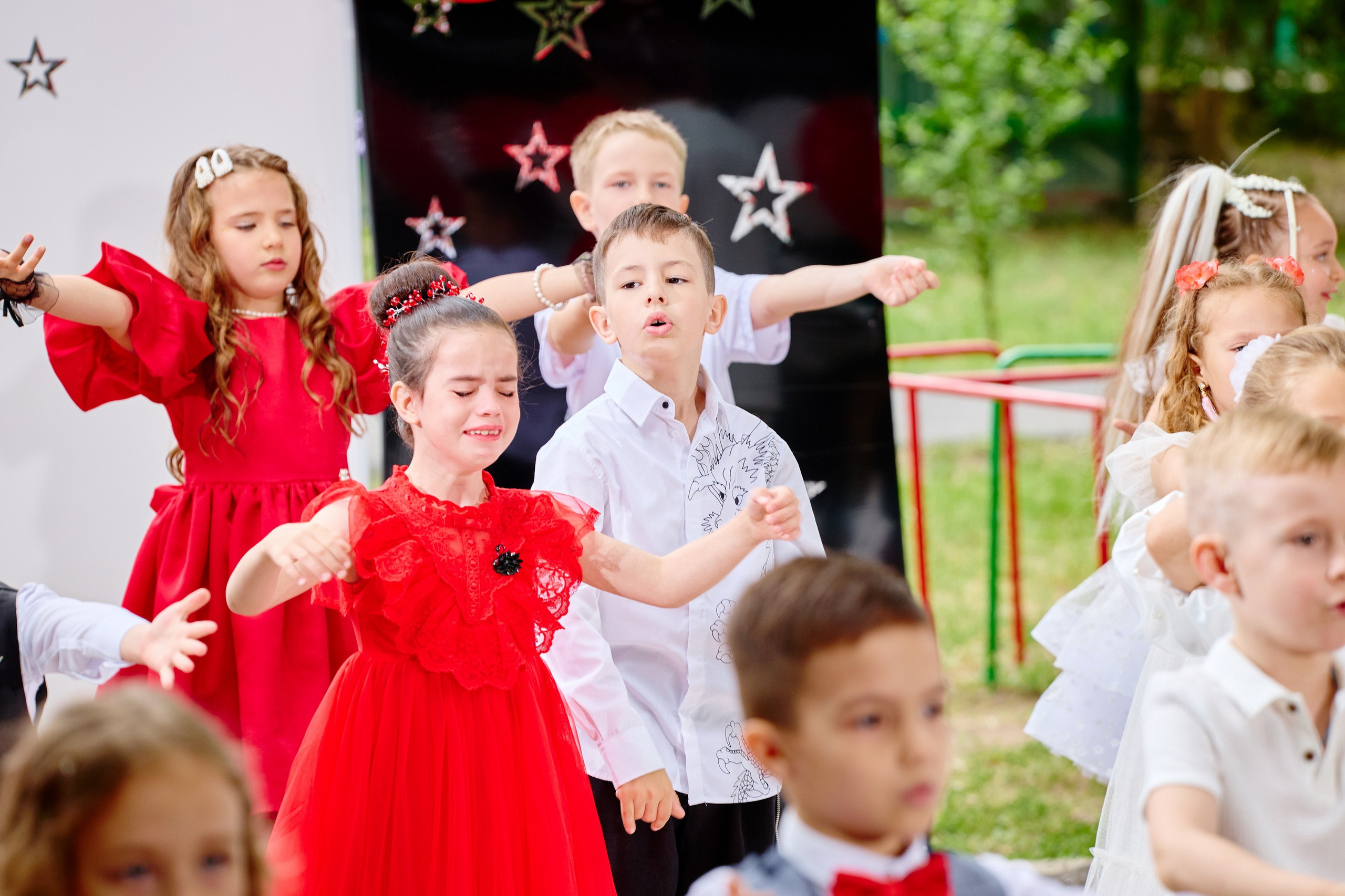 Выпускной 45 сад. Фотограф Выпускные альбомы Таганрог Сергей Коробченко