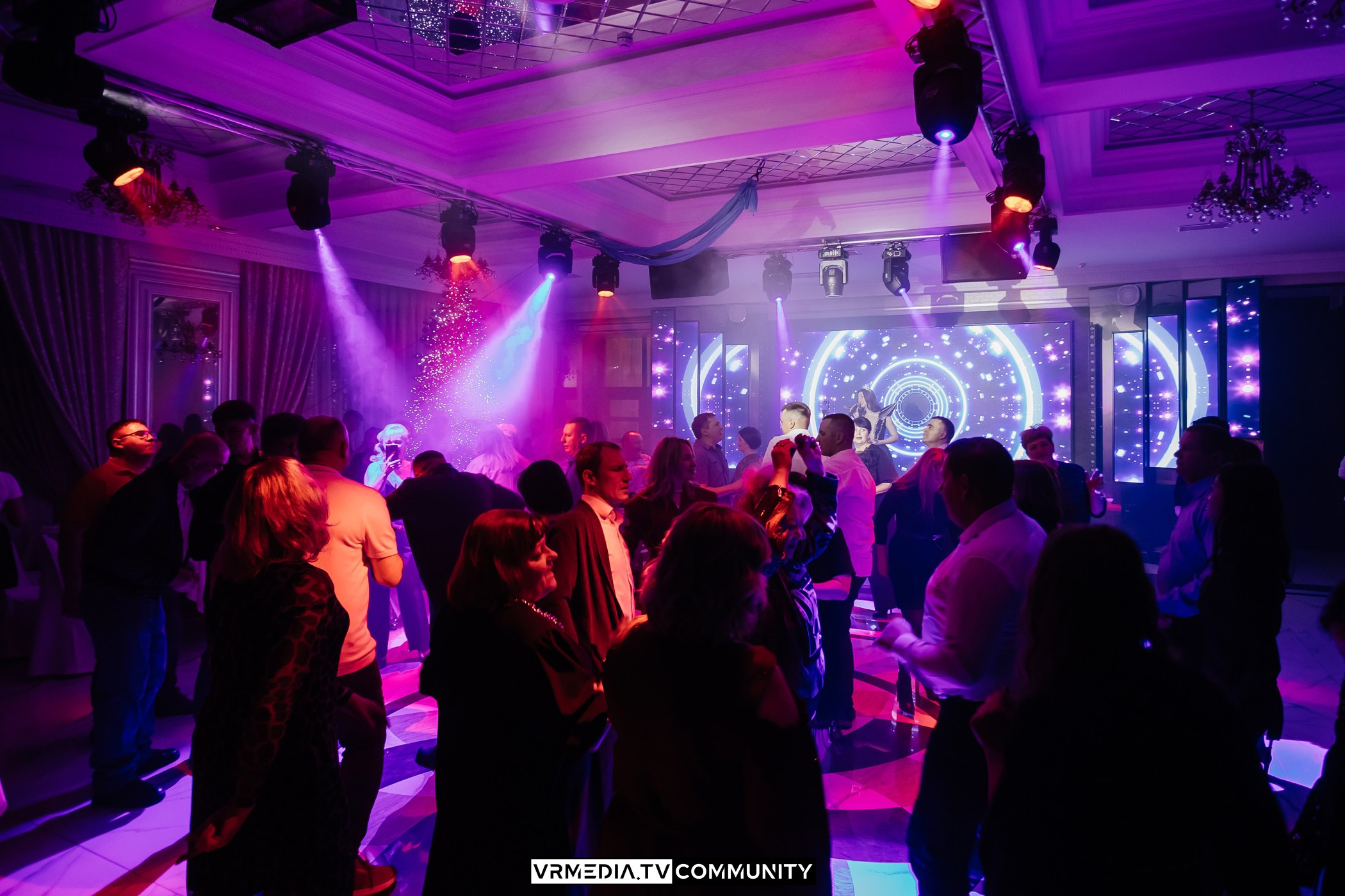 Мюзикл «12 Месяцев» в ресторане «Лазурный берег»