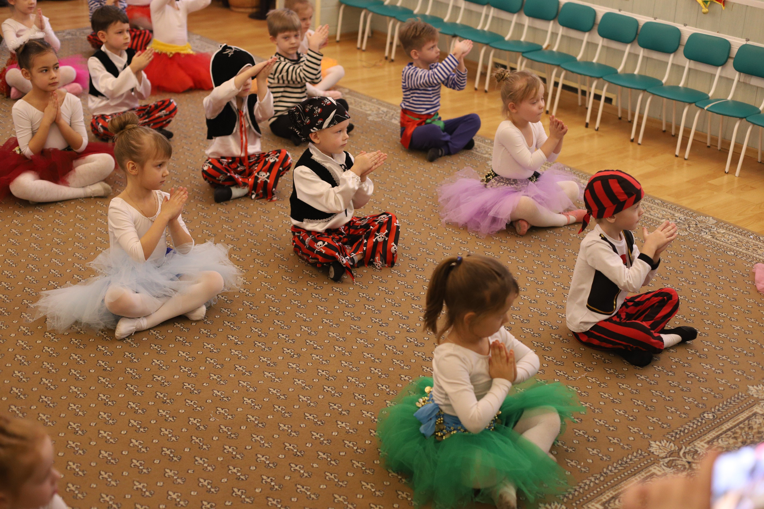 Новогодний утренник. Ilopavlova_ph