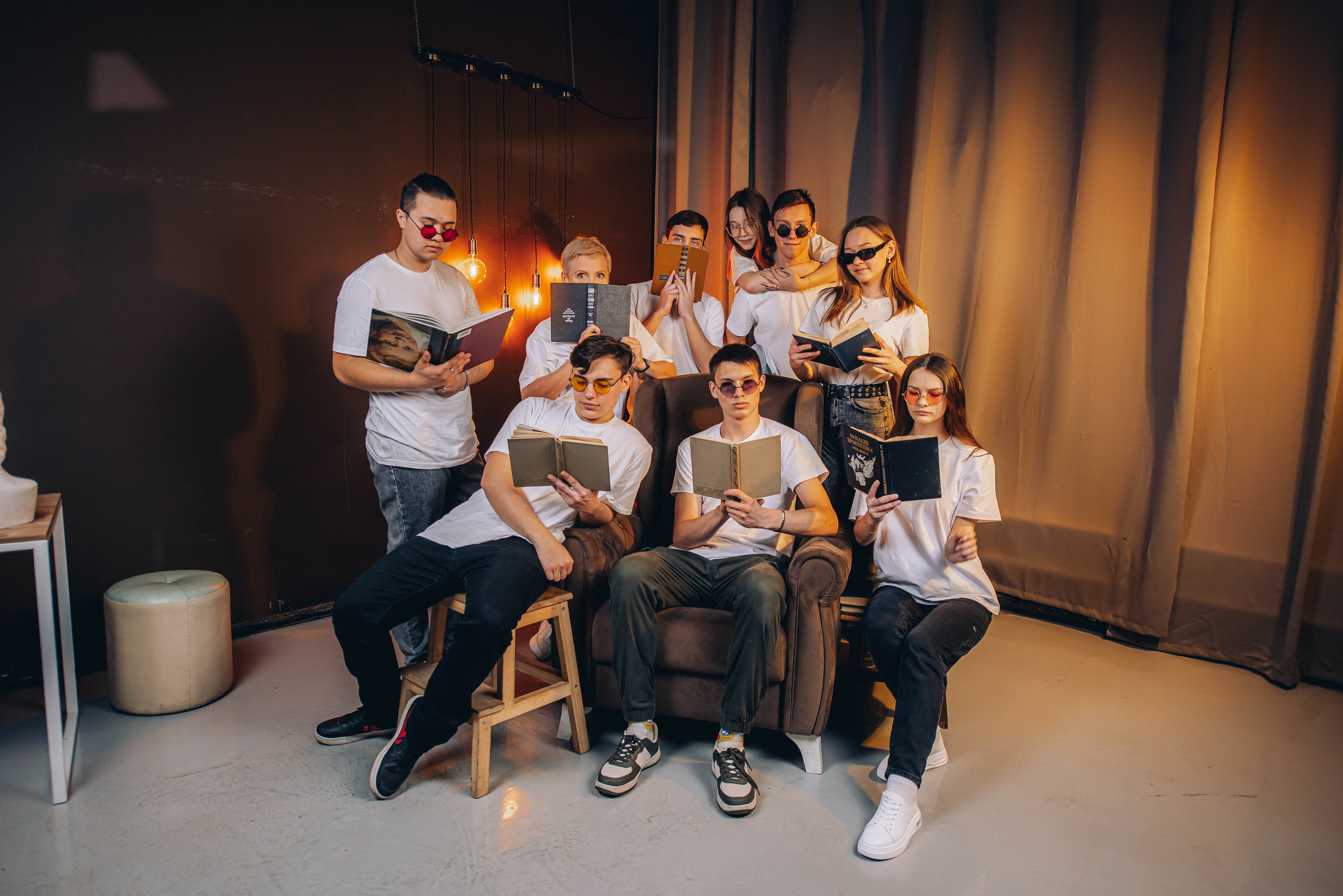 Выпускные альбомы 9-11 класс. Свадебная и концептуальная фотография в городе Улан-Удэ