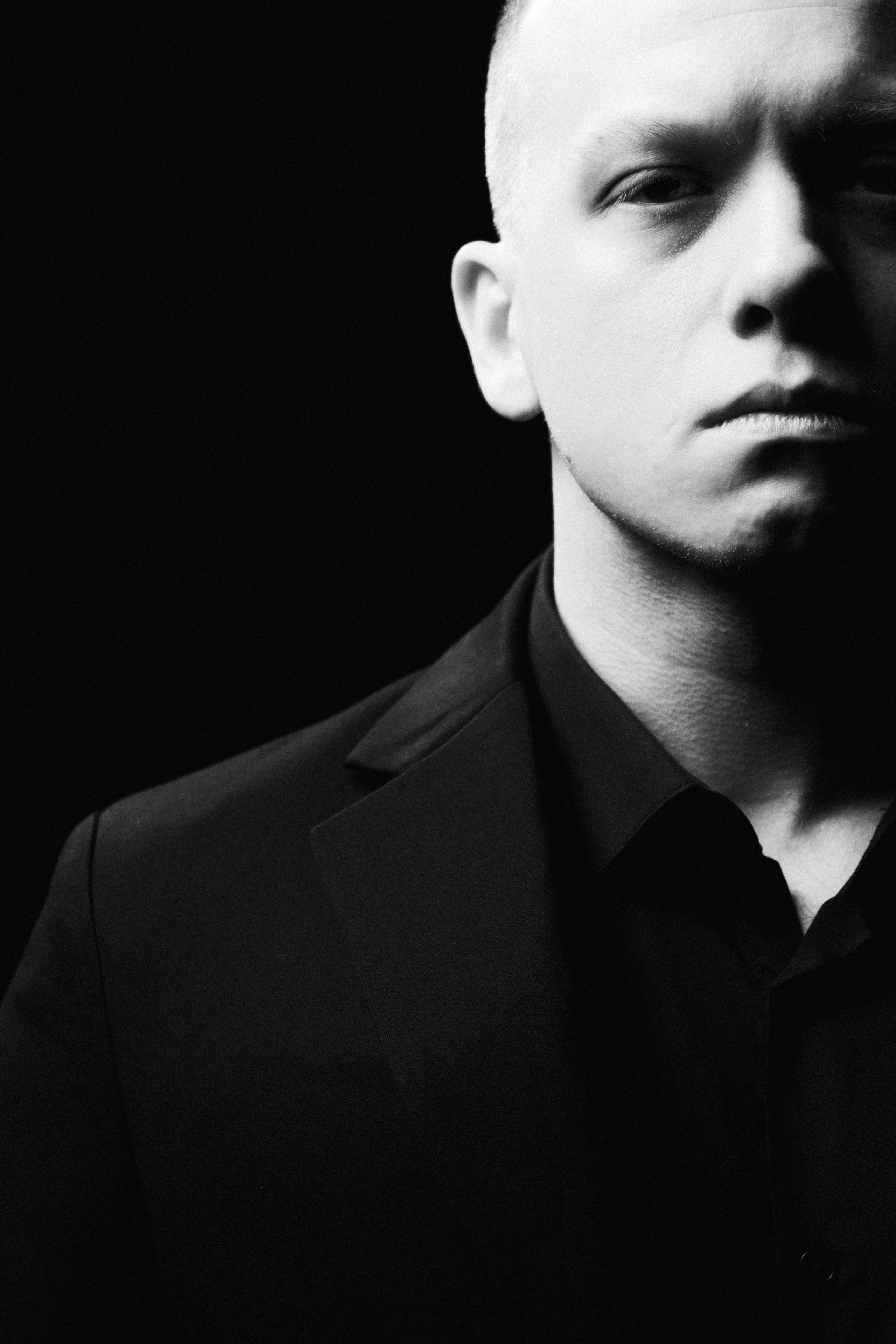 Александр/Студия. Максим Яковлев — фотограф/видеограф в Москве