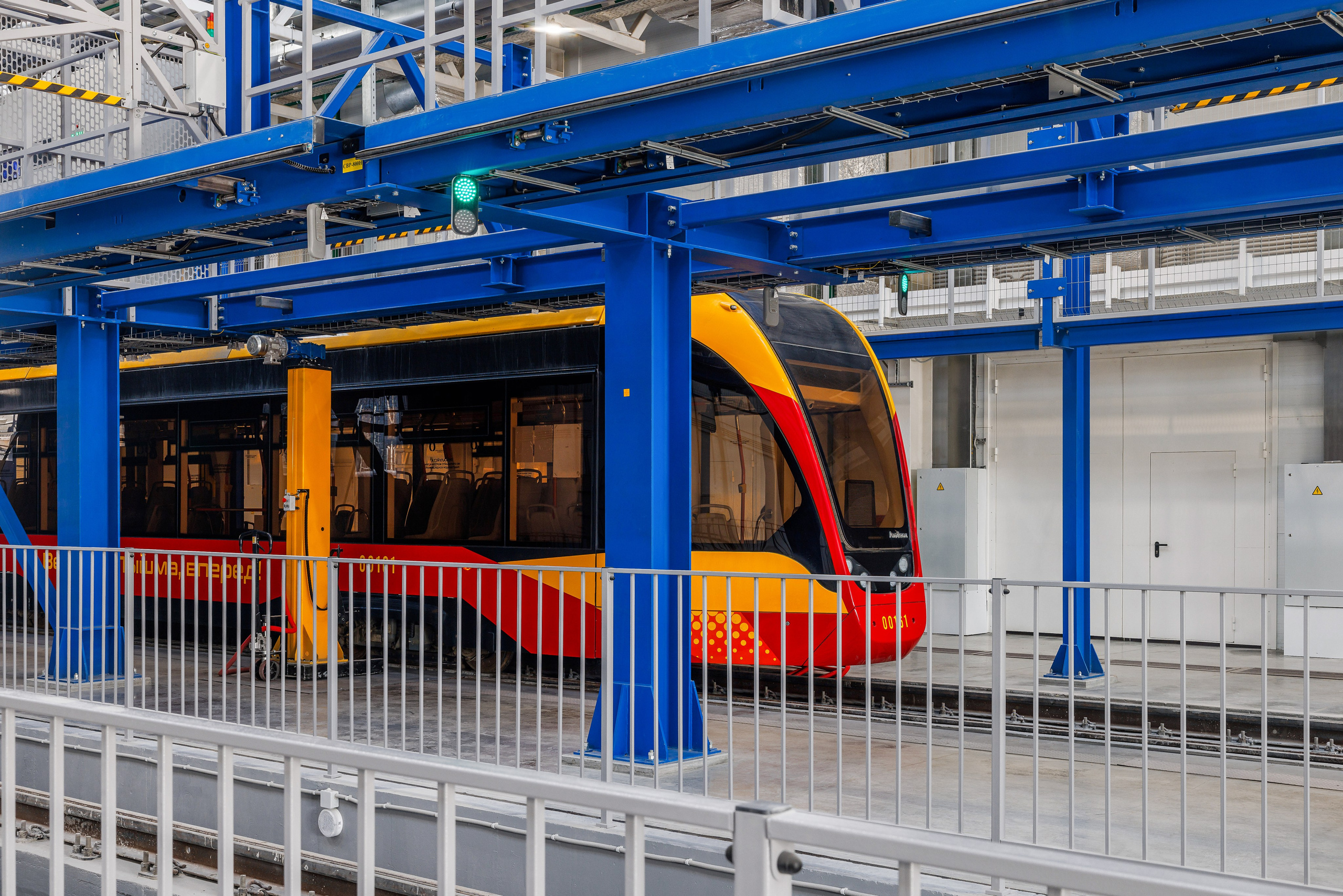 Трамвайное депо. Фотограф Виталий Хайлов, Екатеринбург