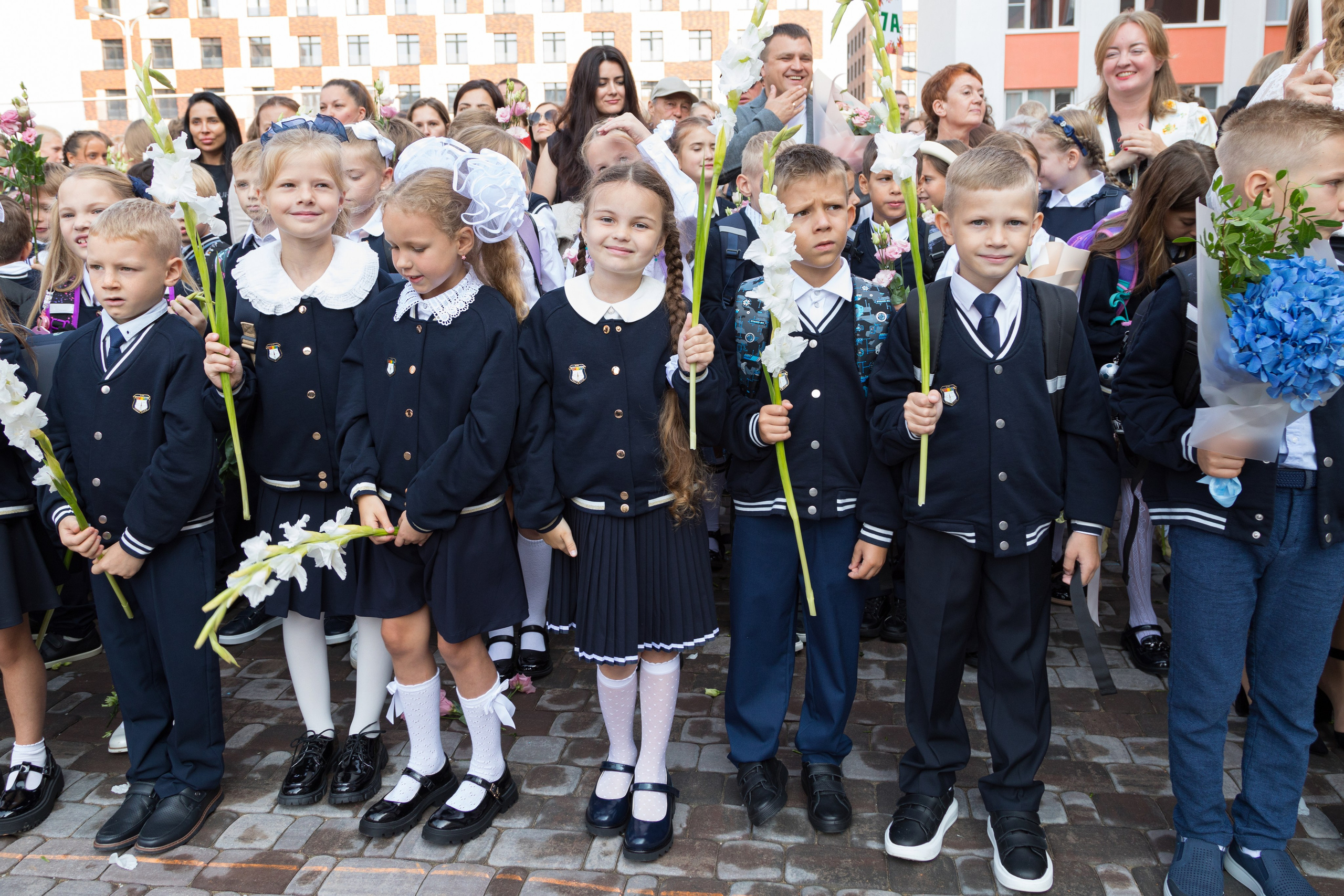 Линейка первоклассников. Детский и контент фотограф Надя Волкова Санкт-Петербург
