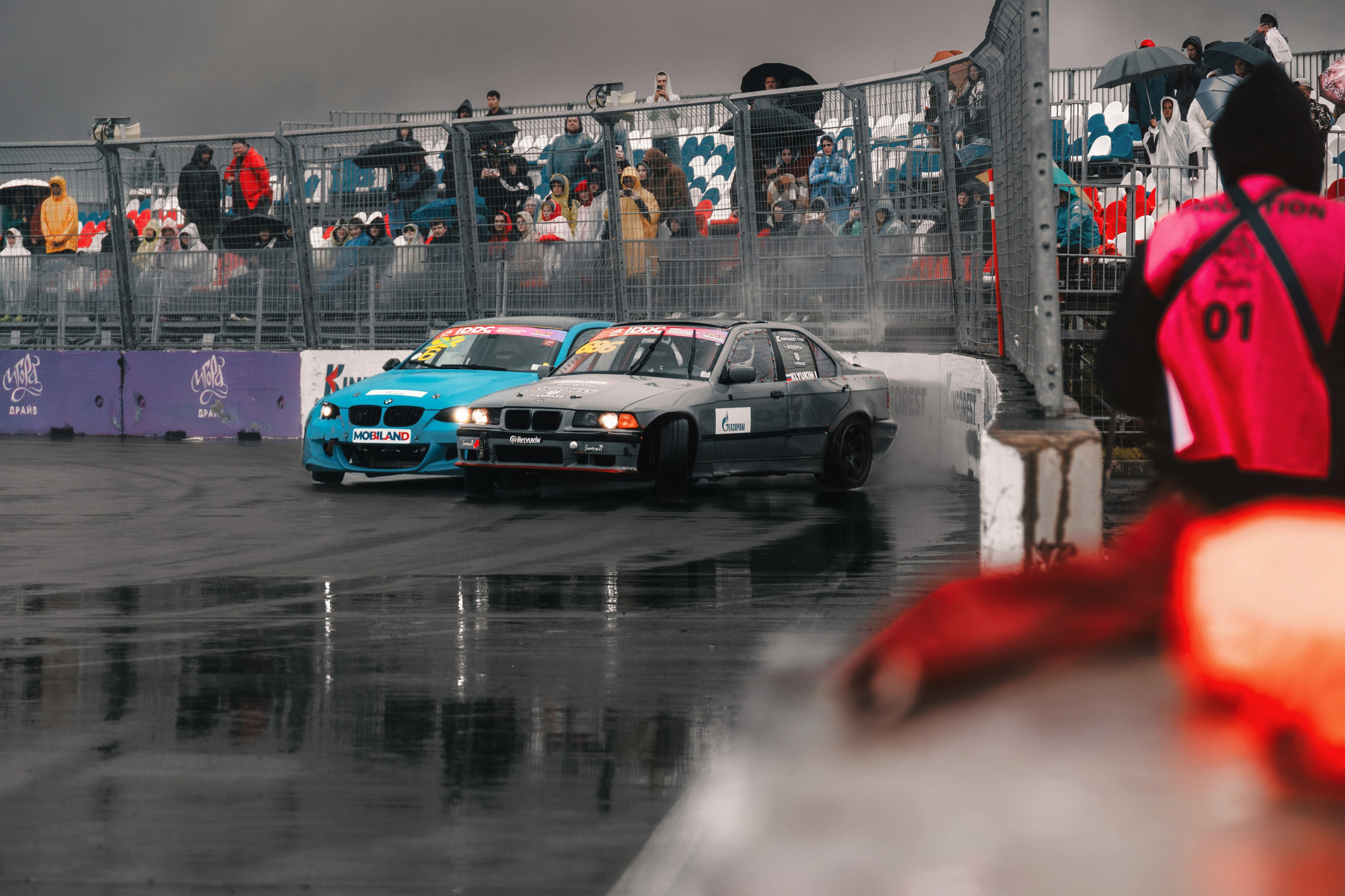 IDDC Этап 2: Бетонный Колизей и блогеры в деле