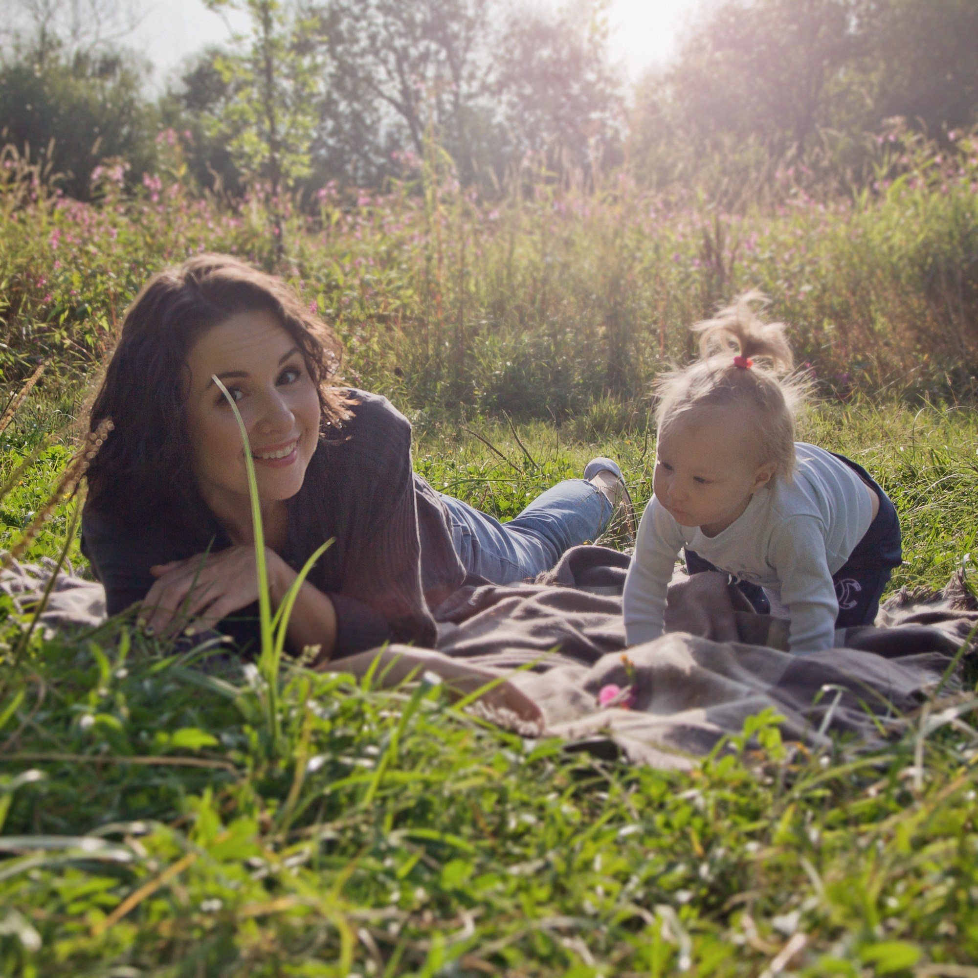 Настя с дочкой. Необычные портретные фотосессии под ключ в Москве