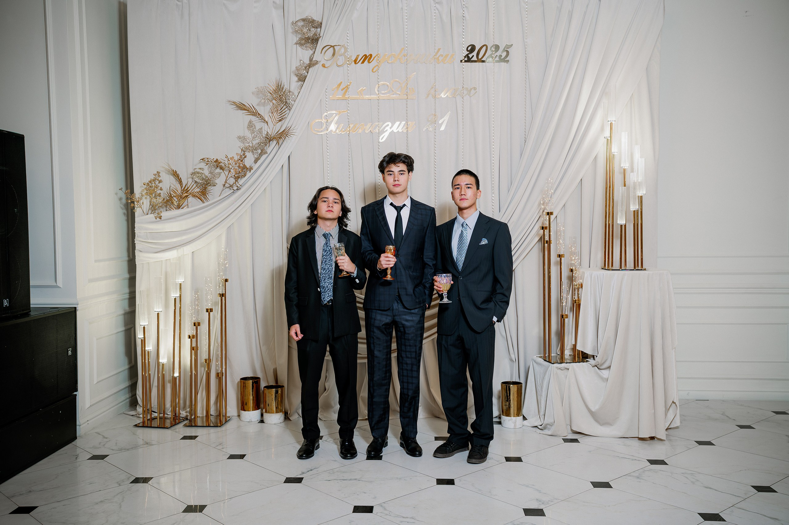 Выпускной — 11А, 2025. Фотограф в Алматы — Алексей Коньков | Репортаж, свадьбы, портреты