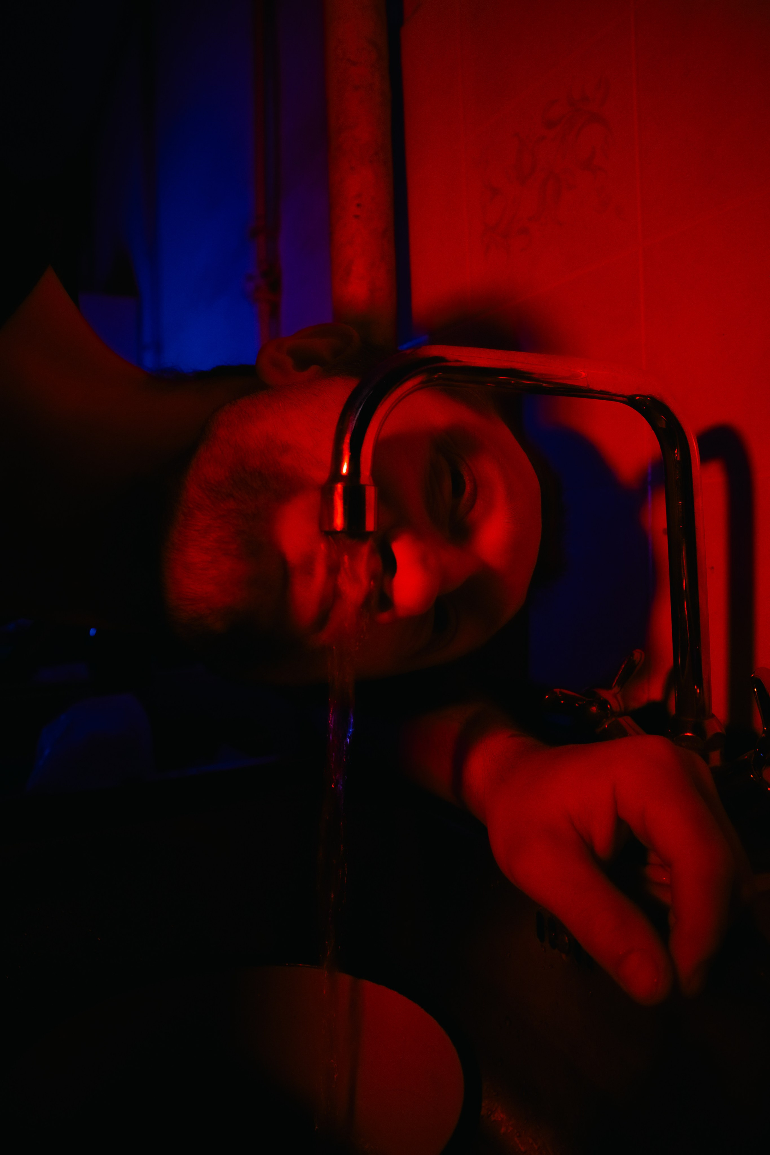 Коммуналка. Портретный и уличный фотограф в Санкт-Петербурге Сергей Кутьин