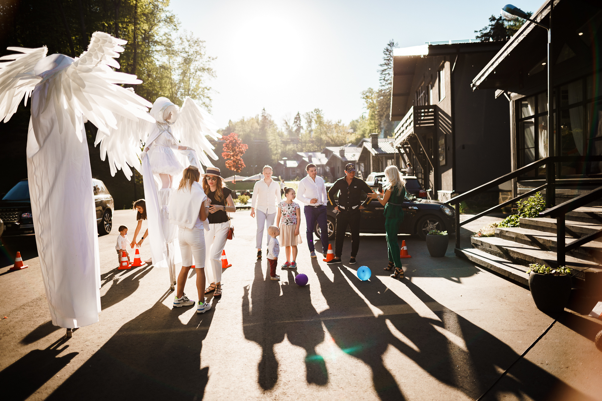 Заказать фотографа на день рождения в Москве и других городах. Фотограф на крещение и венчание, дни рождения и праздники