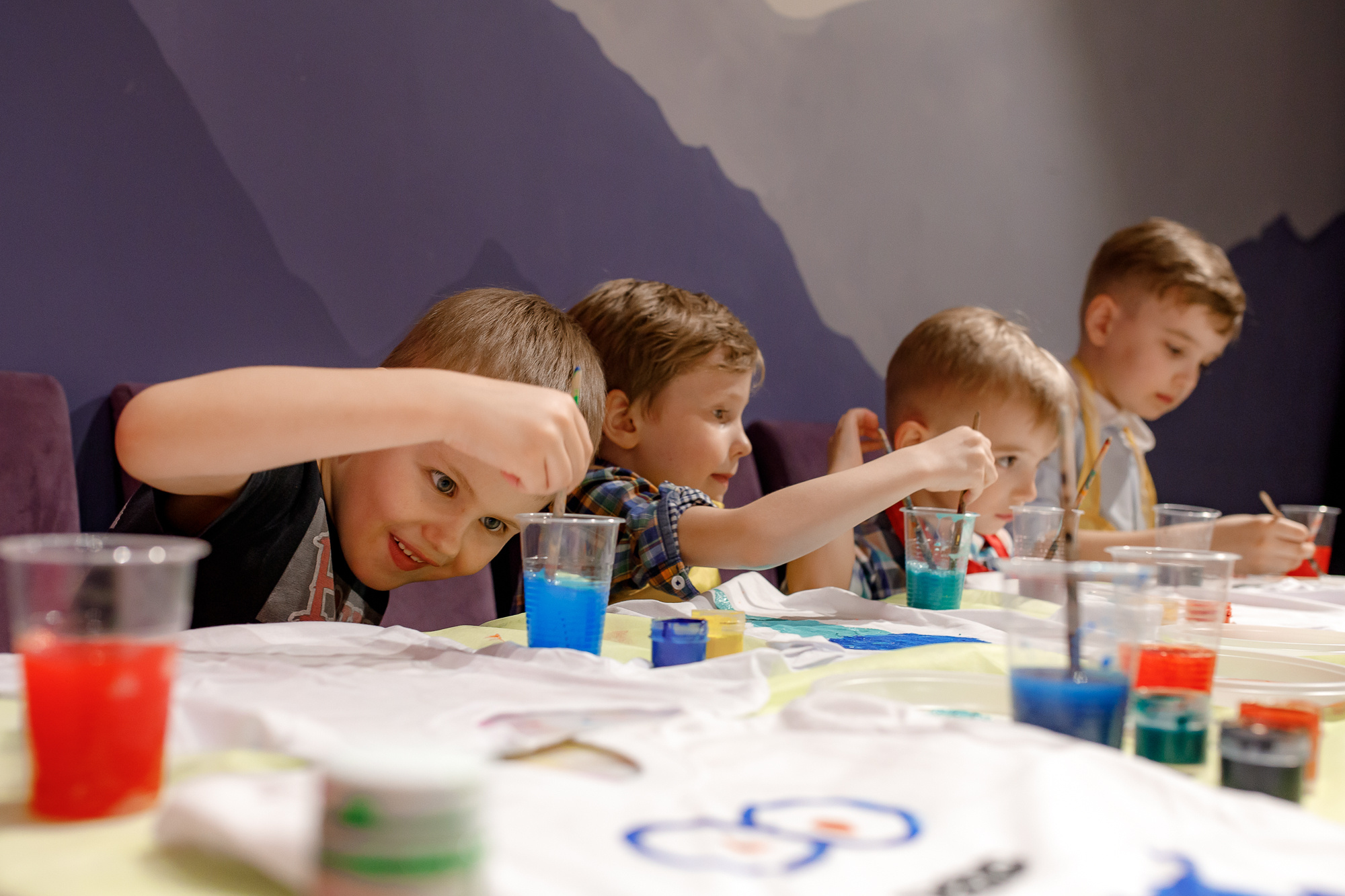 Заказать фотографа на день рождения в Москве и других городах. Фотограф на крещение и венчание, дни рождения и праздники