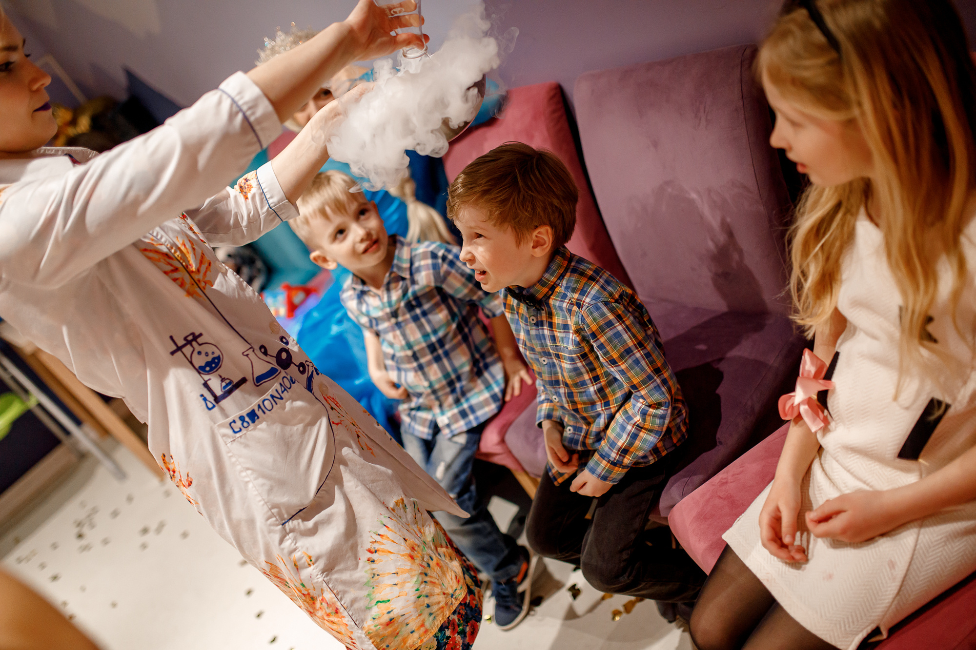 Заказать фотографа на день рождения в Москве и других городах. Фотограф на крещение и венчание, дни рождения и праздники