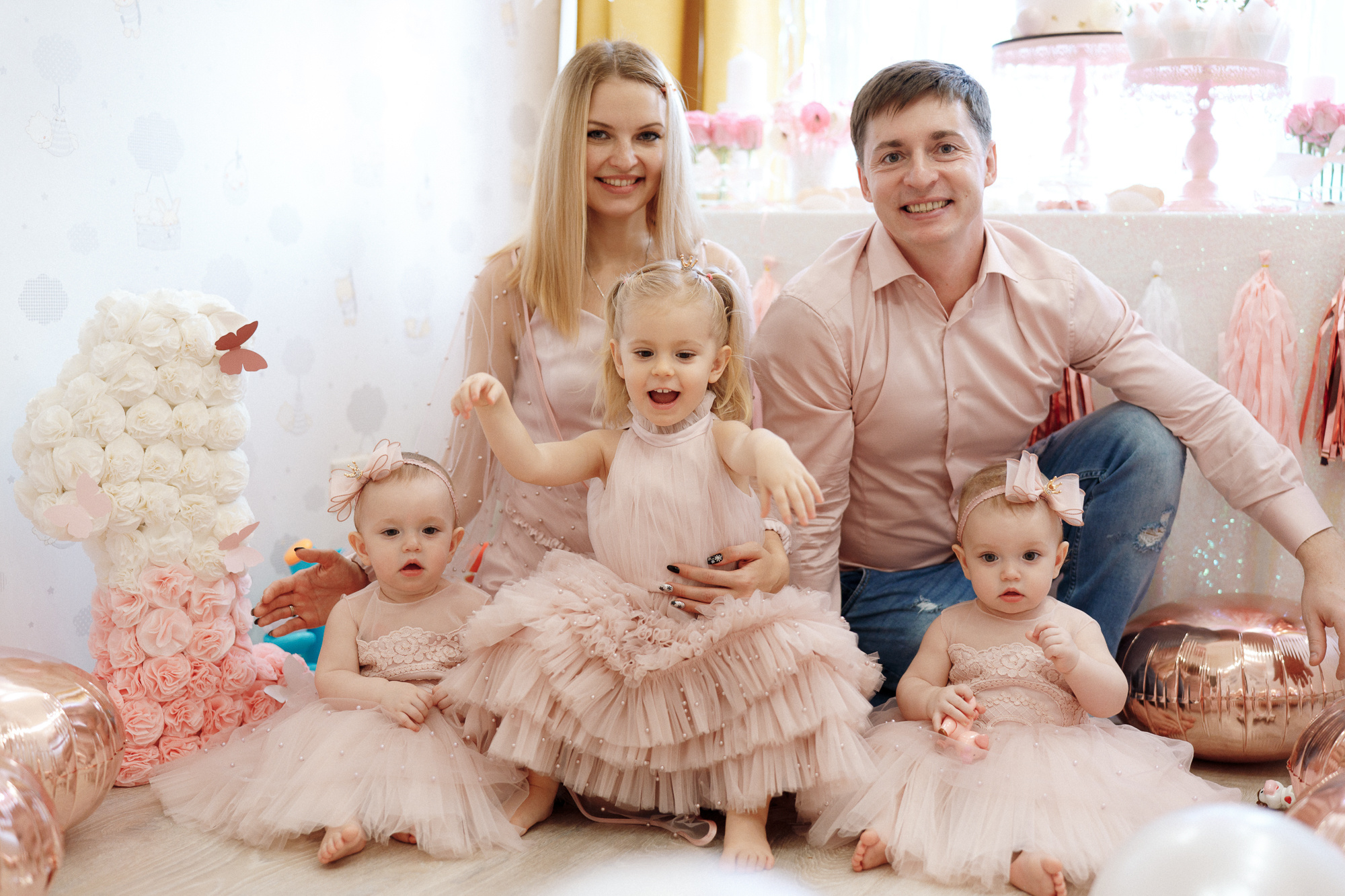 Заказать фотографа на день рождения в Москве и других городах. Фотограф на крещение и венчание, дни рождения и праздники