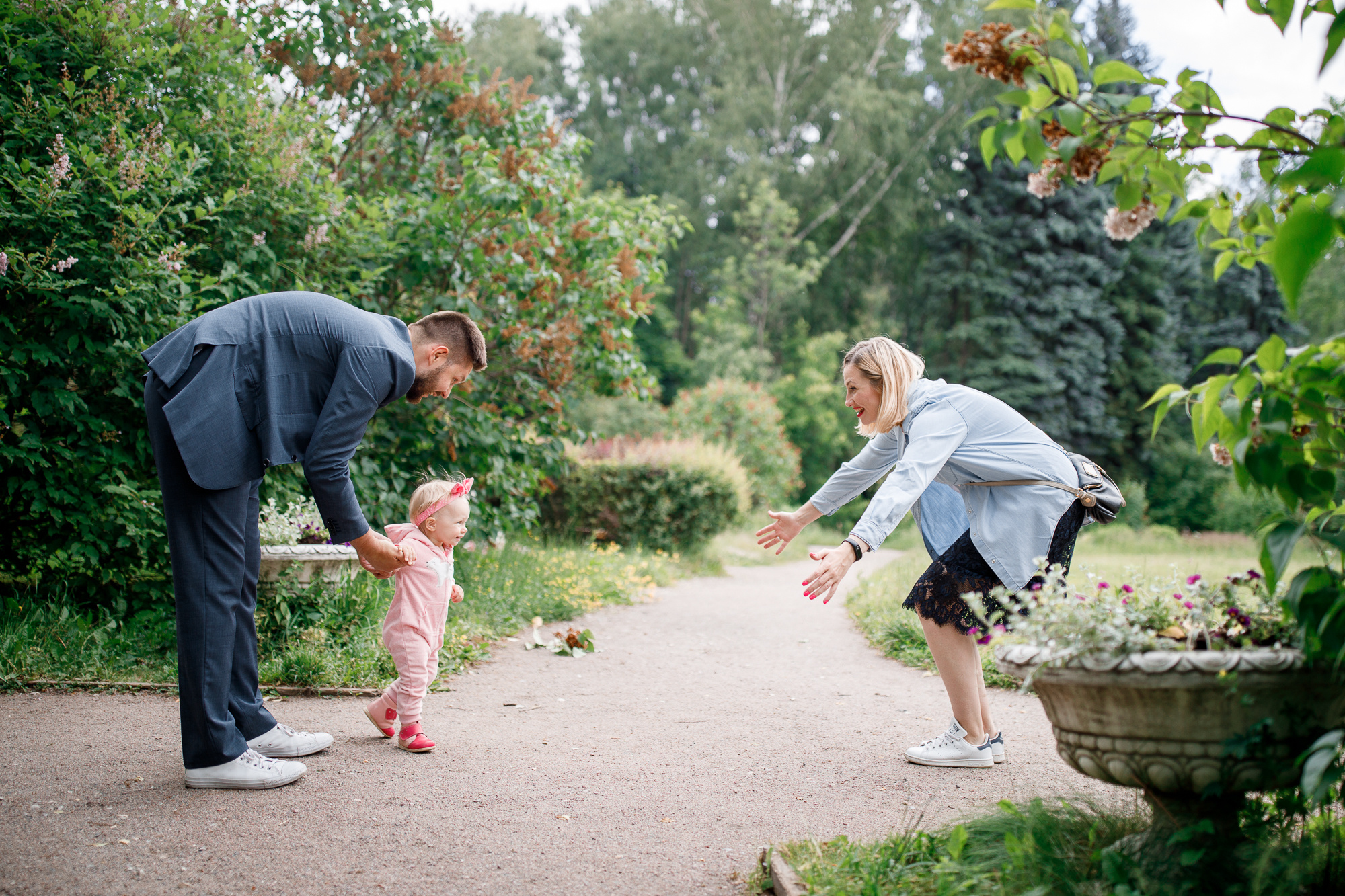 Заказать фотографа на день рождения в Москве и других городах. Фотограф на крещение и венчание, дни рождения и праздники