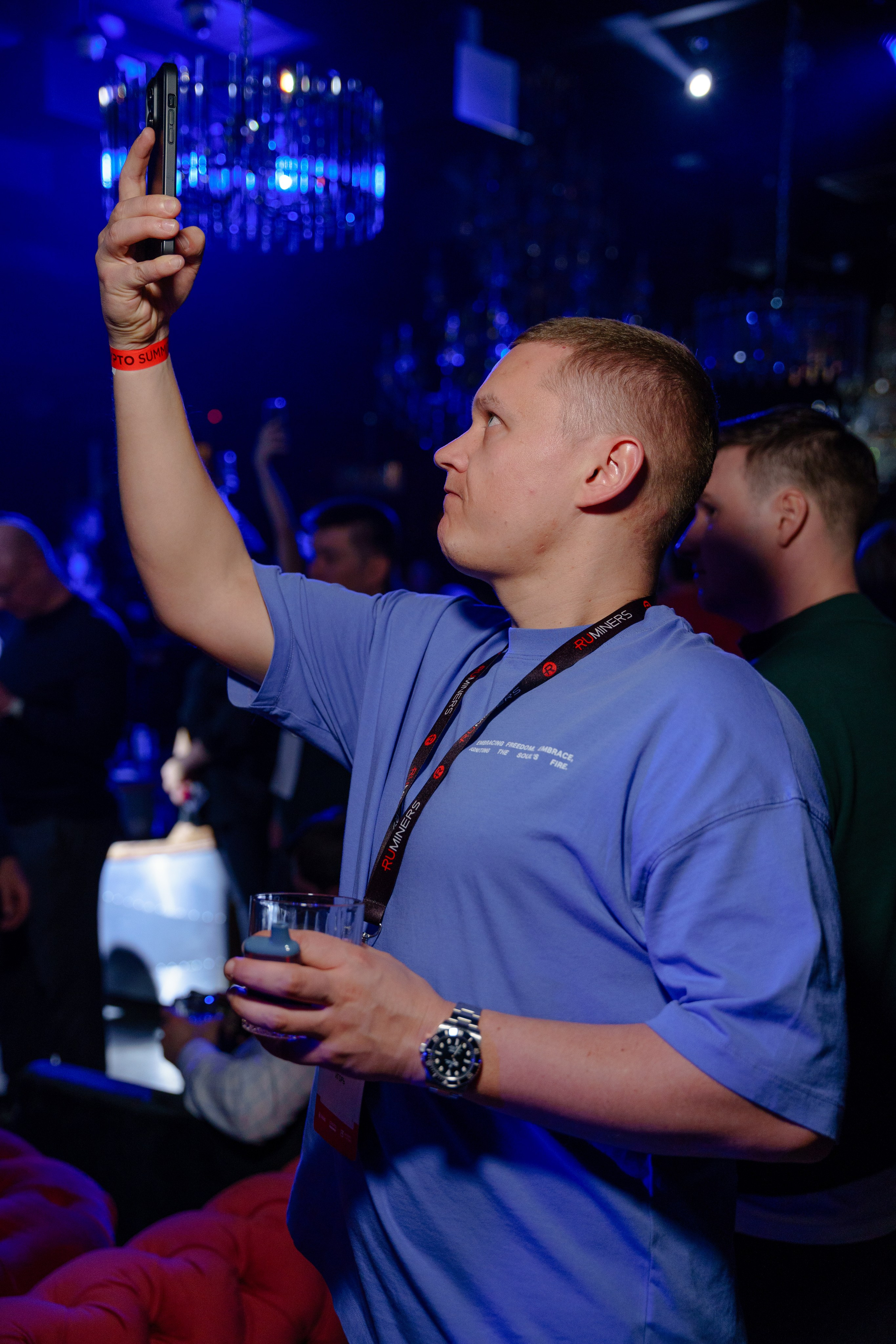 Crypto Summit 2024 After Party в SMOKE DOG. Репортажный фотограф Москва Сергей Дружинин