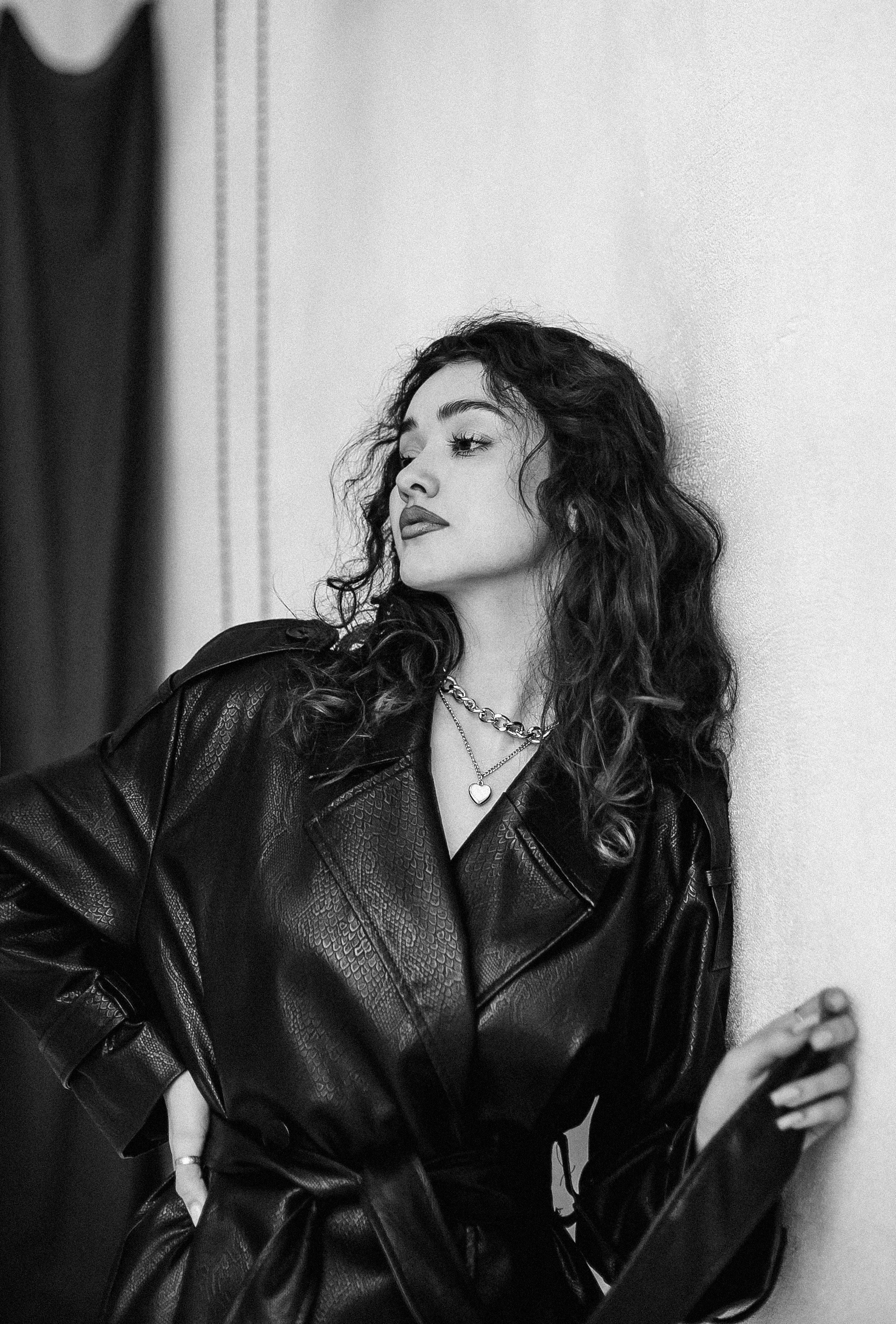 Евгения. Свадьбы в формате прогулки, индивидуальные и семейные съёмки