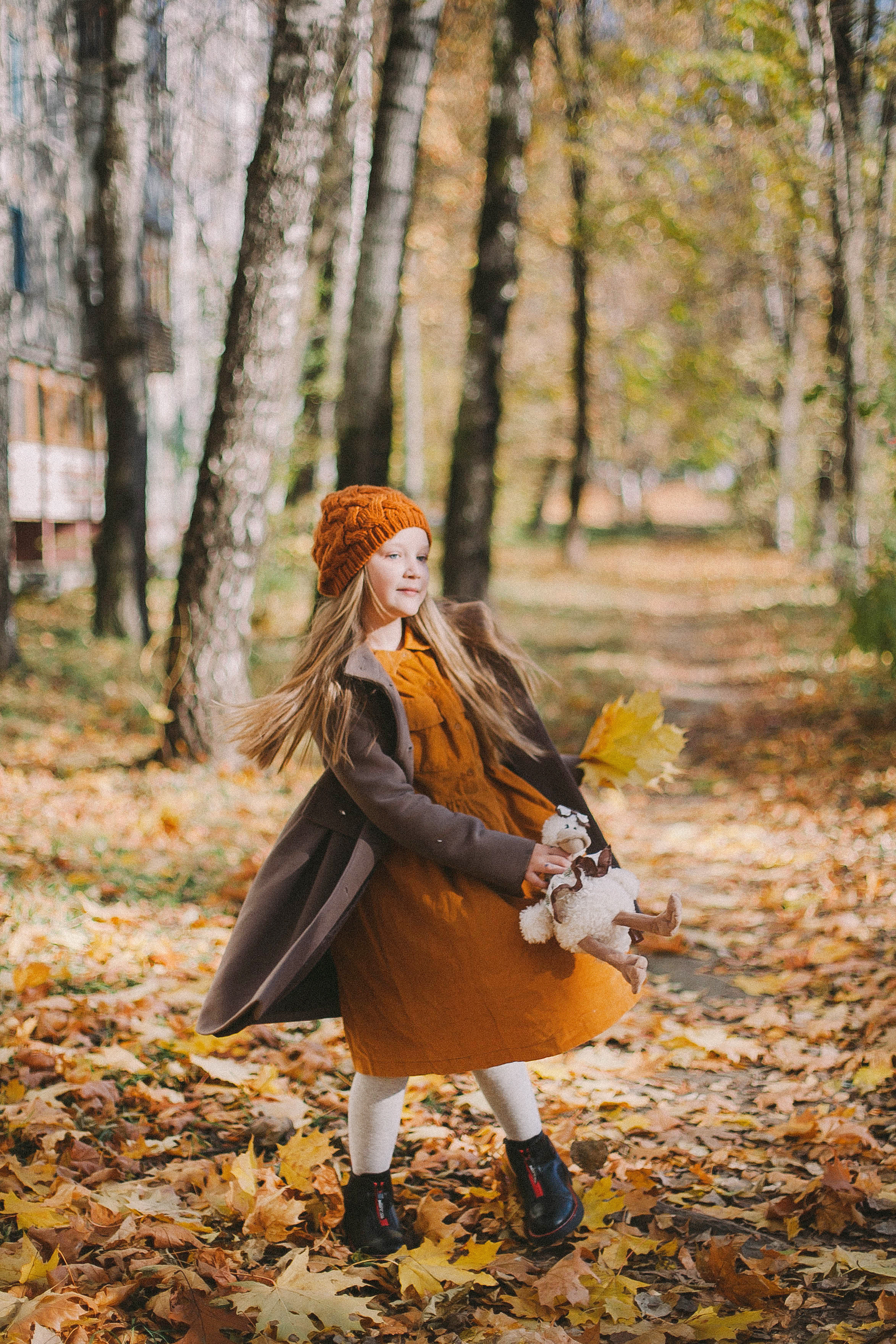 Осенняя прогулка. Свадьбы в формате прогулки, индивидуальные и семейные съёмки