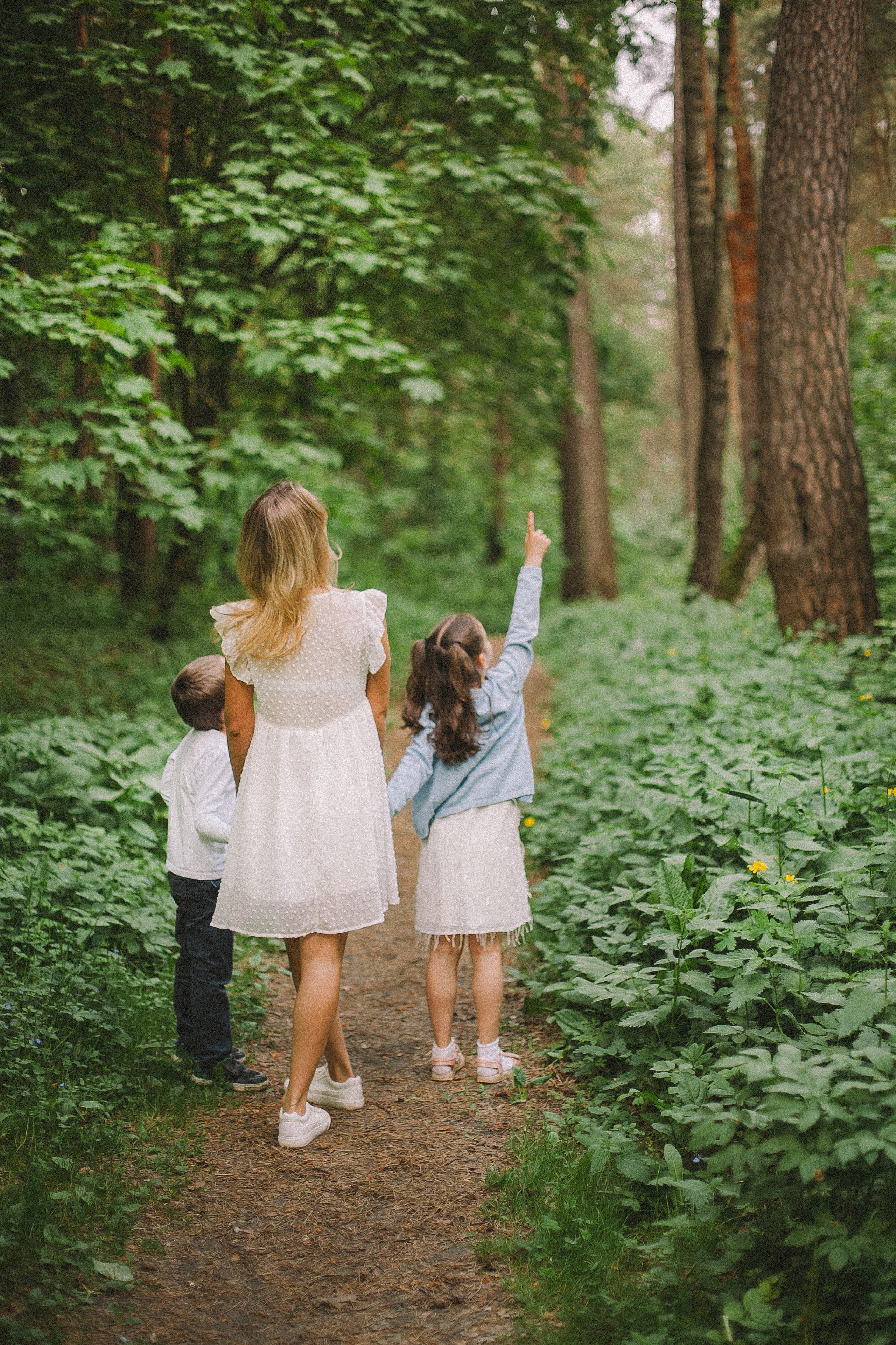 Алина и семья. Свадьбы в формате прогулки, индивидуальные и семейные съёмки