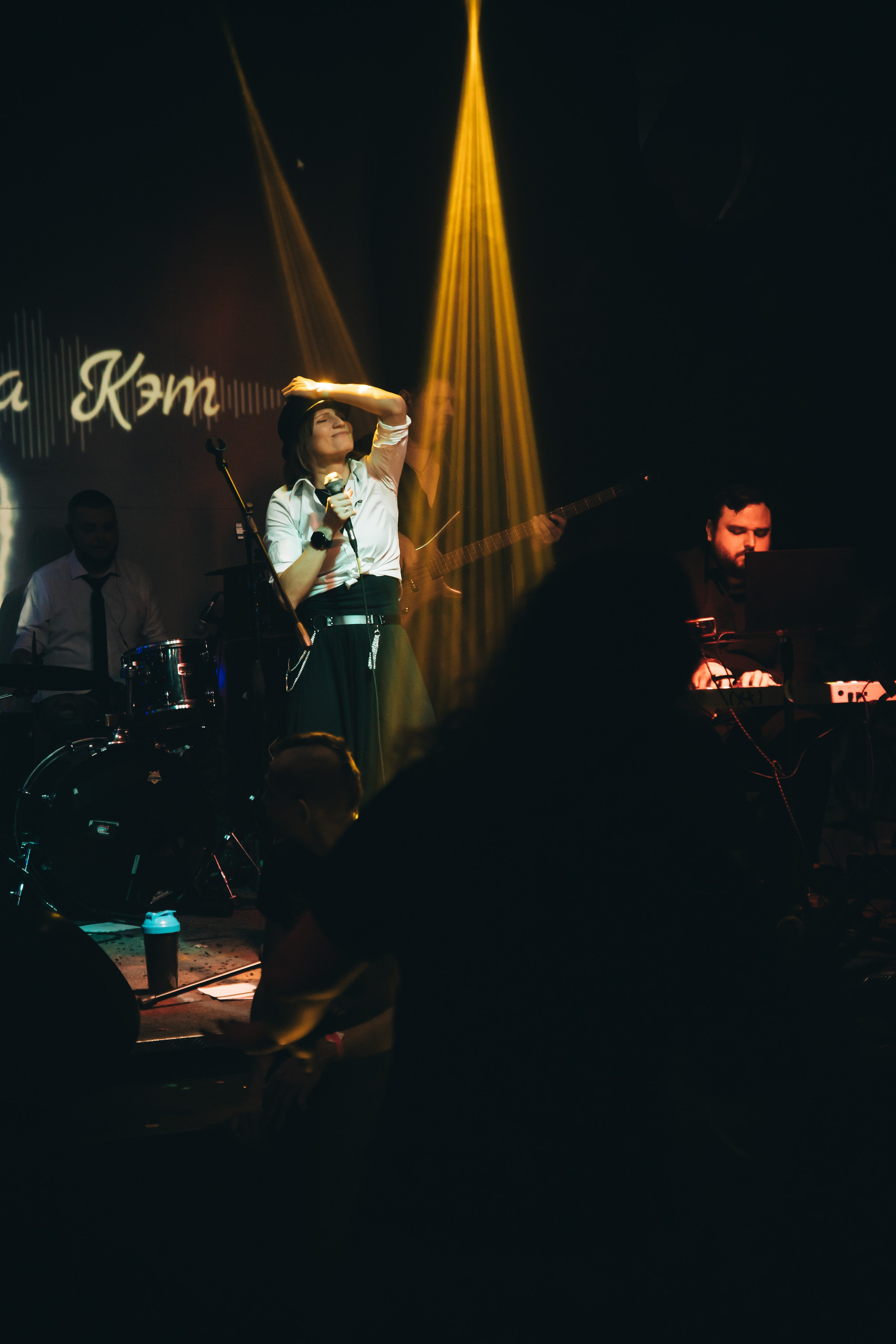 Радистка Кэт. Рок-ёлка, клуб-галерея Эрмитаж. 21.12.2024. Фотограф Регина Крикунова г. Красноярск