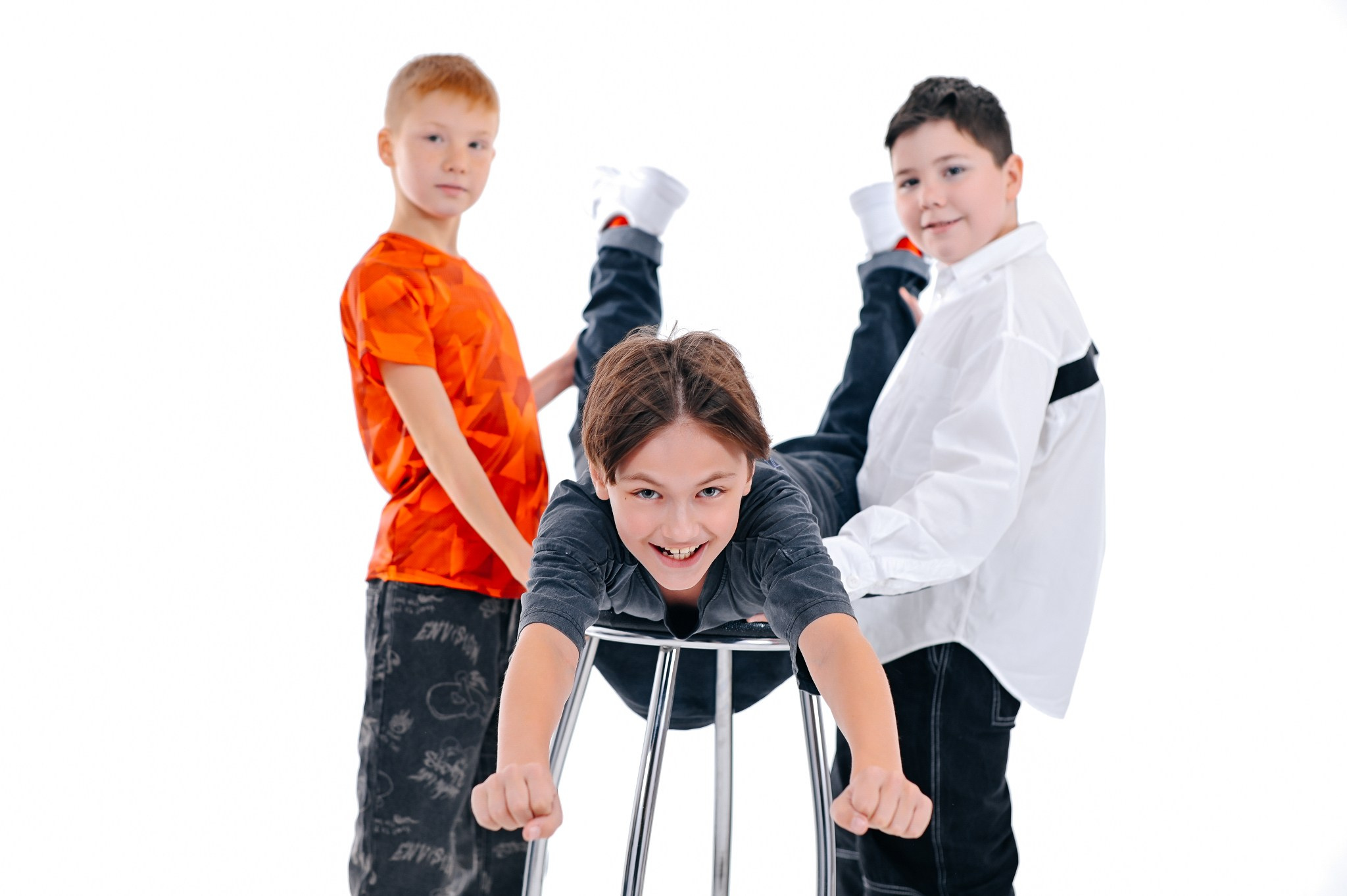 Общие кадры. Школьный фотограф Надежда Шамрай, креативные альбомы