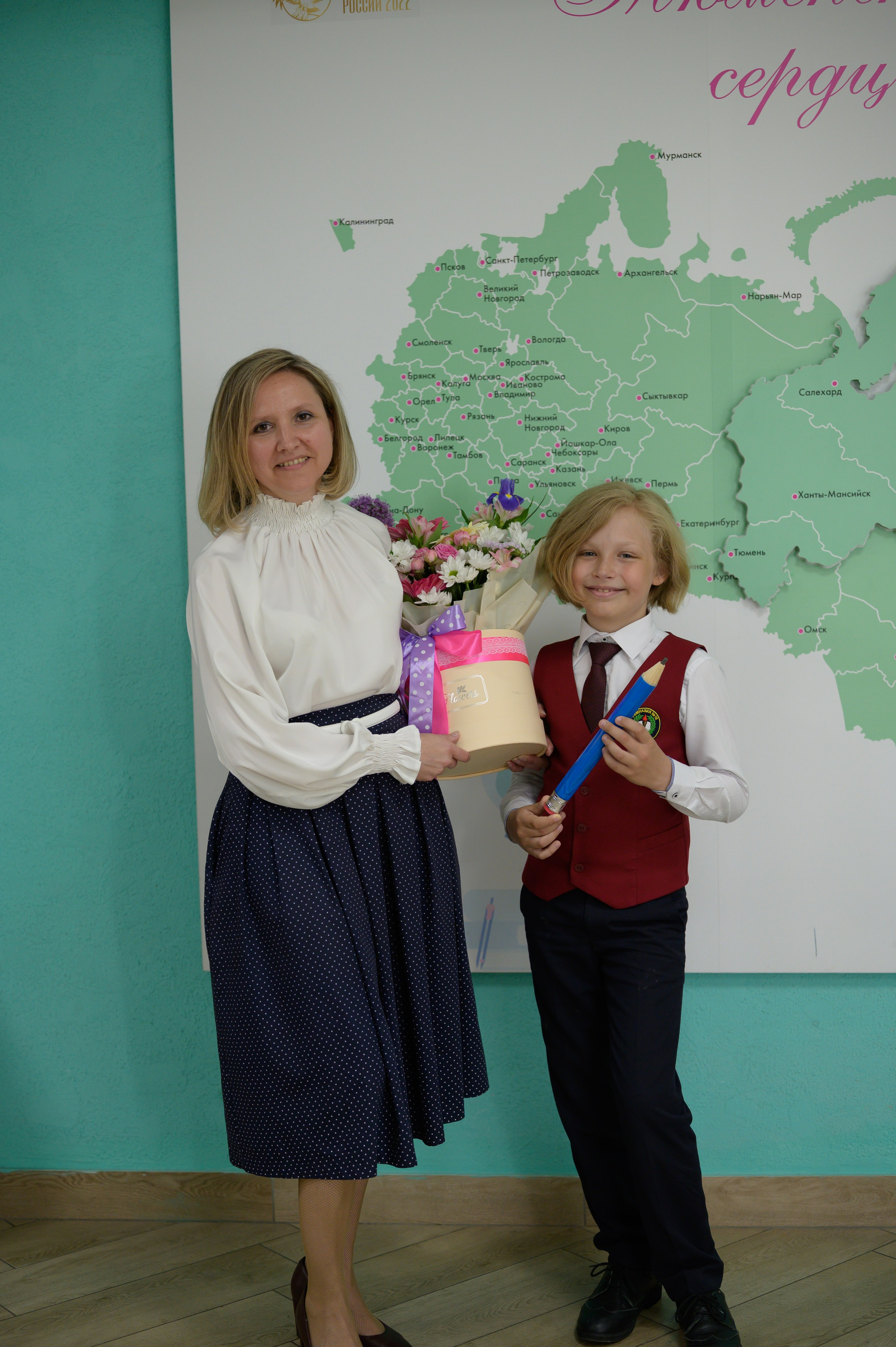 Выпускной 4Б гимназия № 16. Фотограф новорожденных, семейный детский в Тюмени Татьяна Морозова