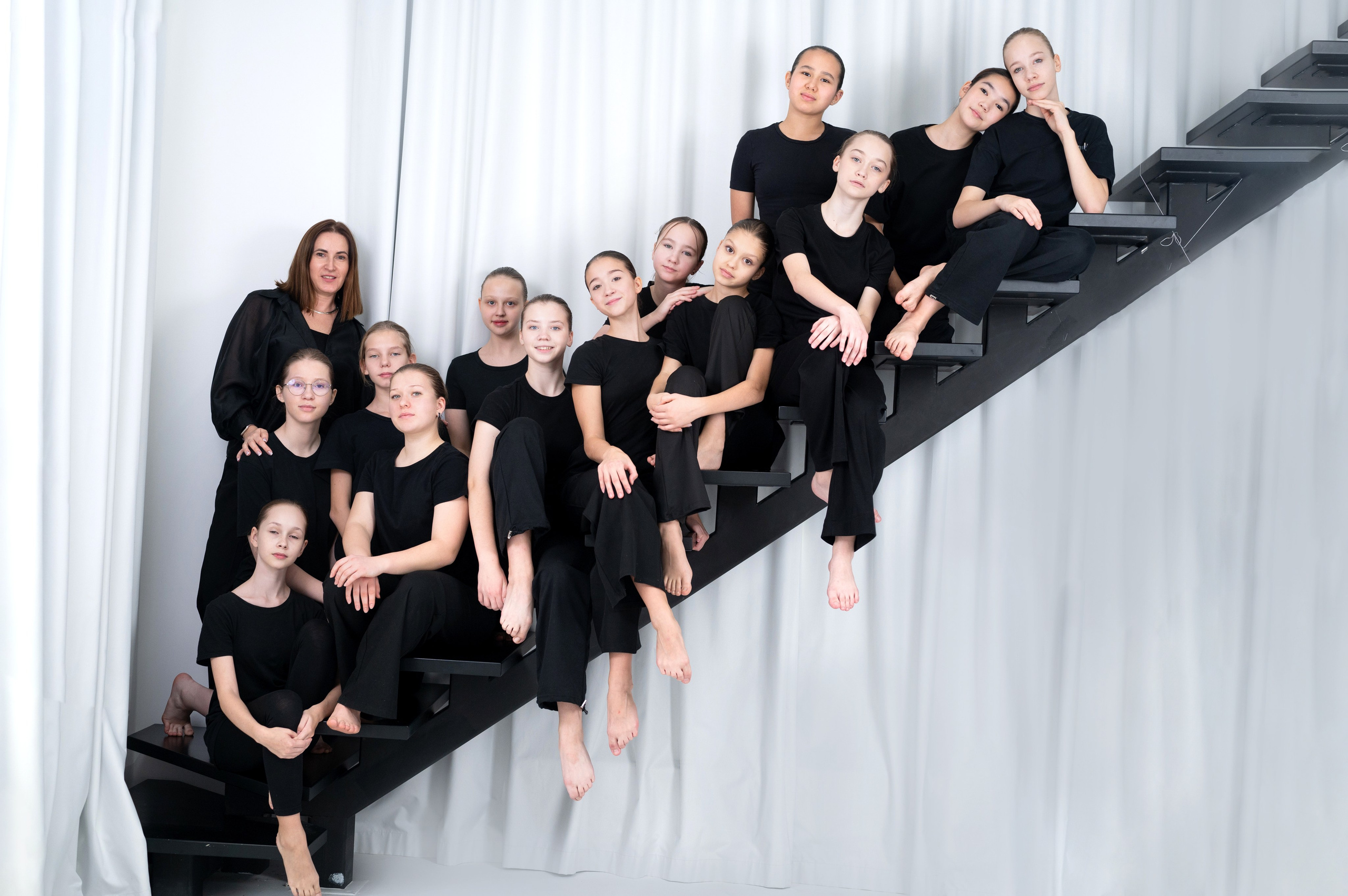 Выпускной альбом хореографичесского коллектива «Пилигрим». Фотограф новорожденных, семейный детский в Тюмени Татьяна Морозова