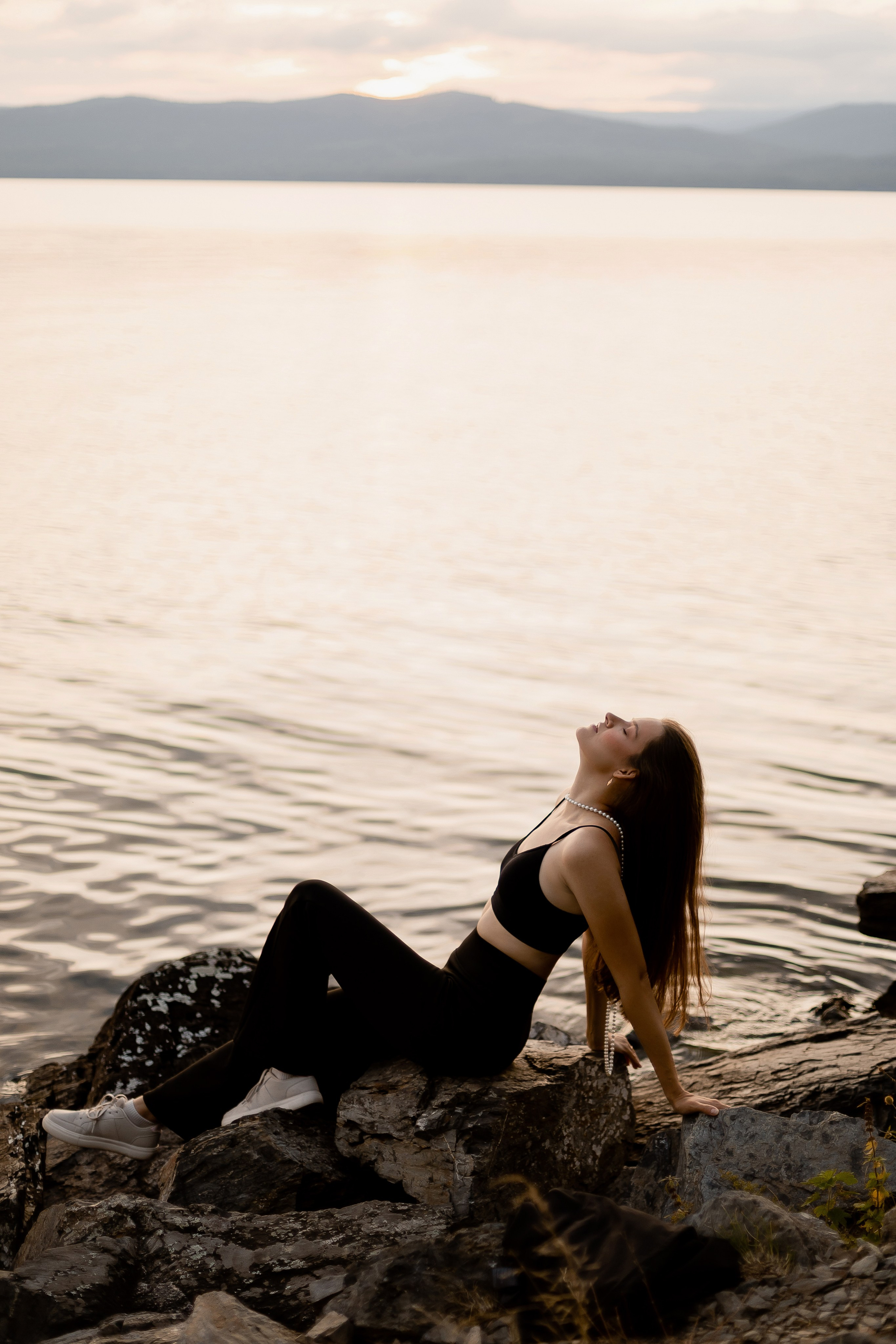 Варя, съёмка на озере. Свадебный и портретный фотограф в Миассе Филиппенко Дарья