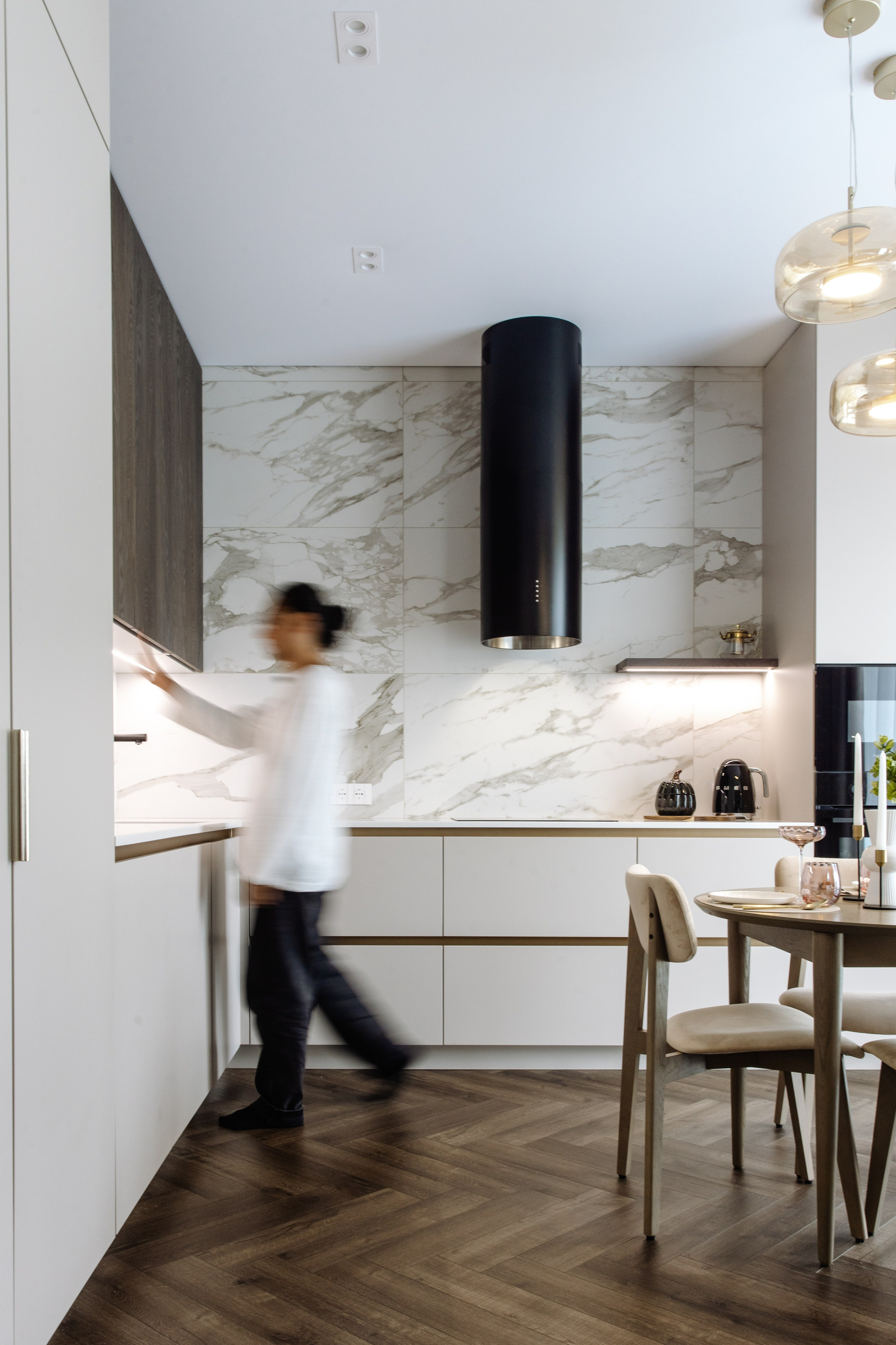 Кухня на заказ в Томске поселок Добрый | ГУДРУМ. ГУДРУМ — Мебель на заказ в Томске | Кухни | Шкафы | Стулья и Столы