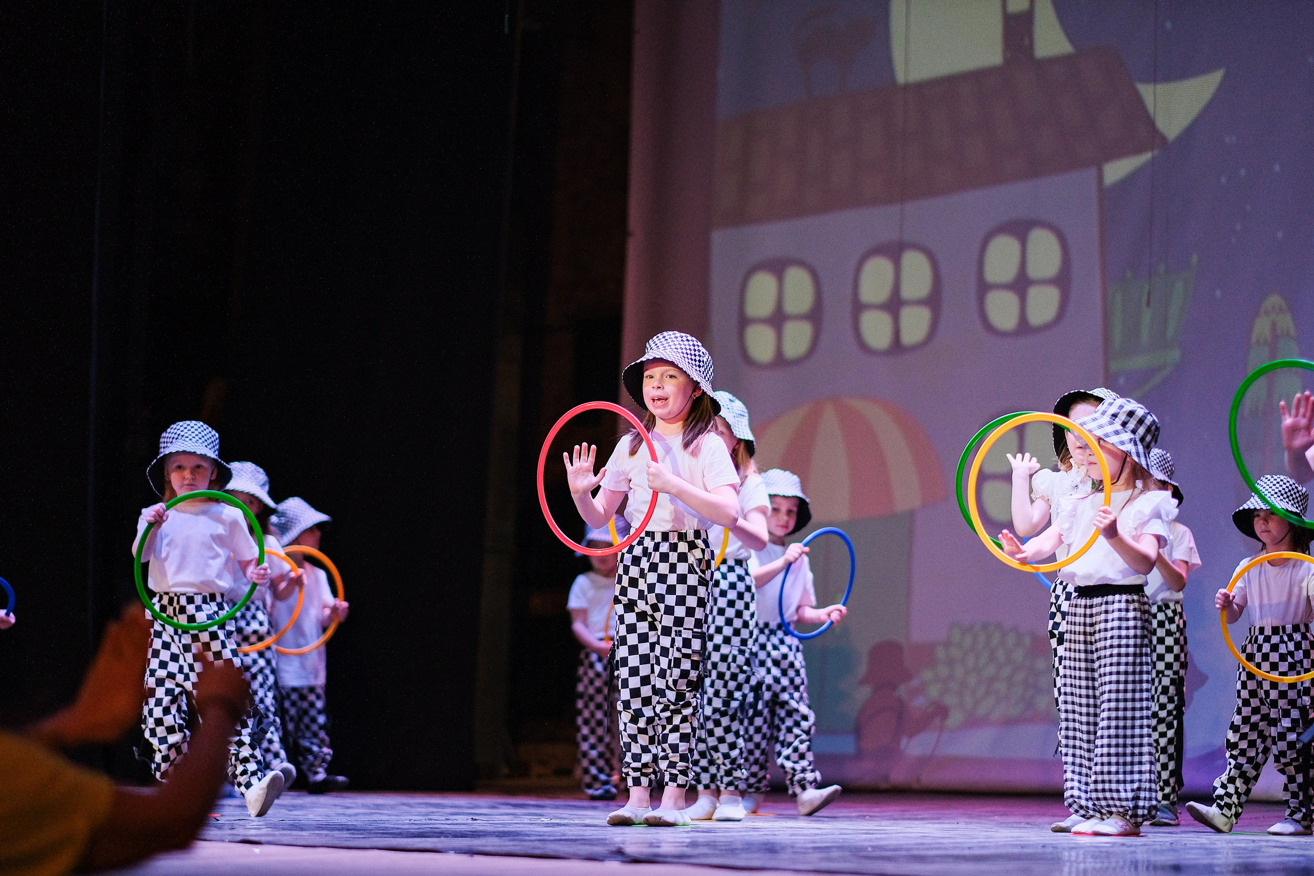 Отчетный концерт. Семейный фотограф в Железнодорожном и в Москве! Ксения