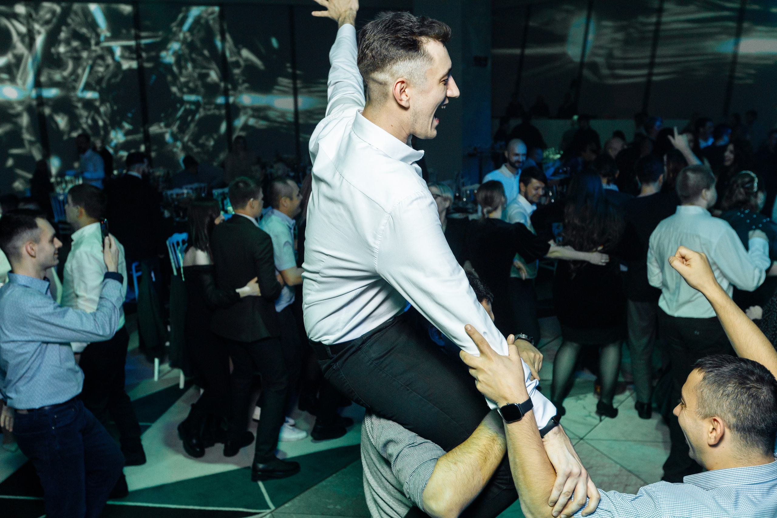 Корпоратив ПолСтраны. Свадебный и портретный фотограф в Королёве Сергей Чихарев