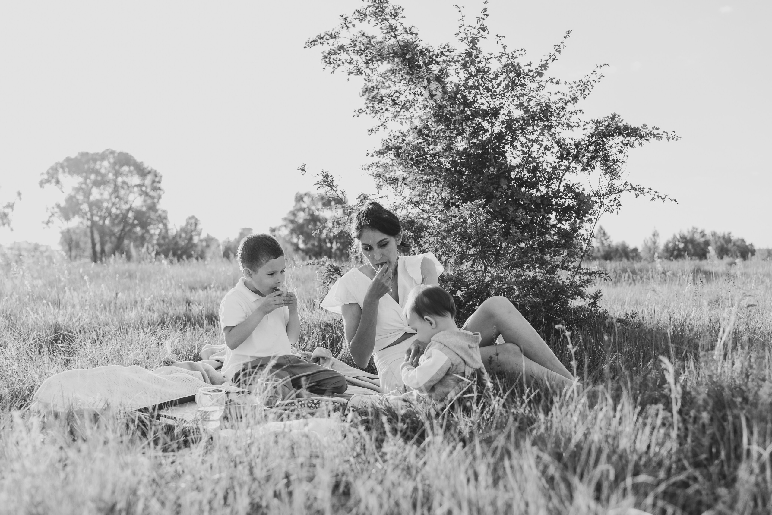 Sveta Pavel Ilia & Milana. Natalia Finch Photography — Family, Kids & Pet Photographer in Chicago, IL