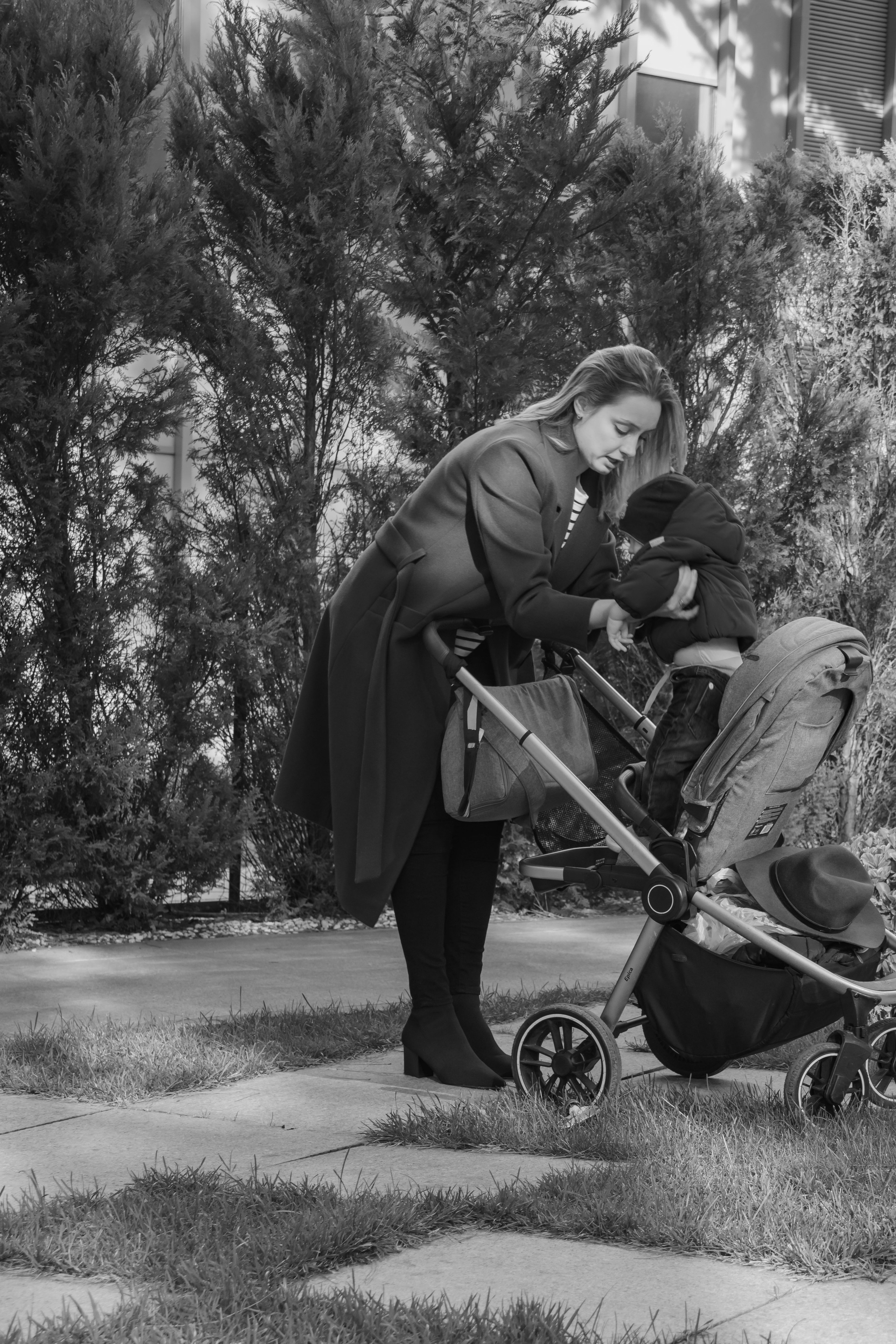 Elegant beauty with Lyubov. Portrait photographer in Tivat Montenegro Katerina Kirsanova