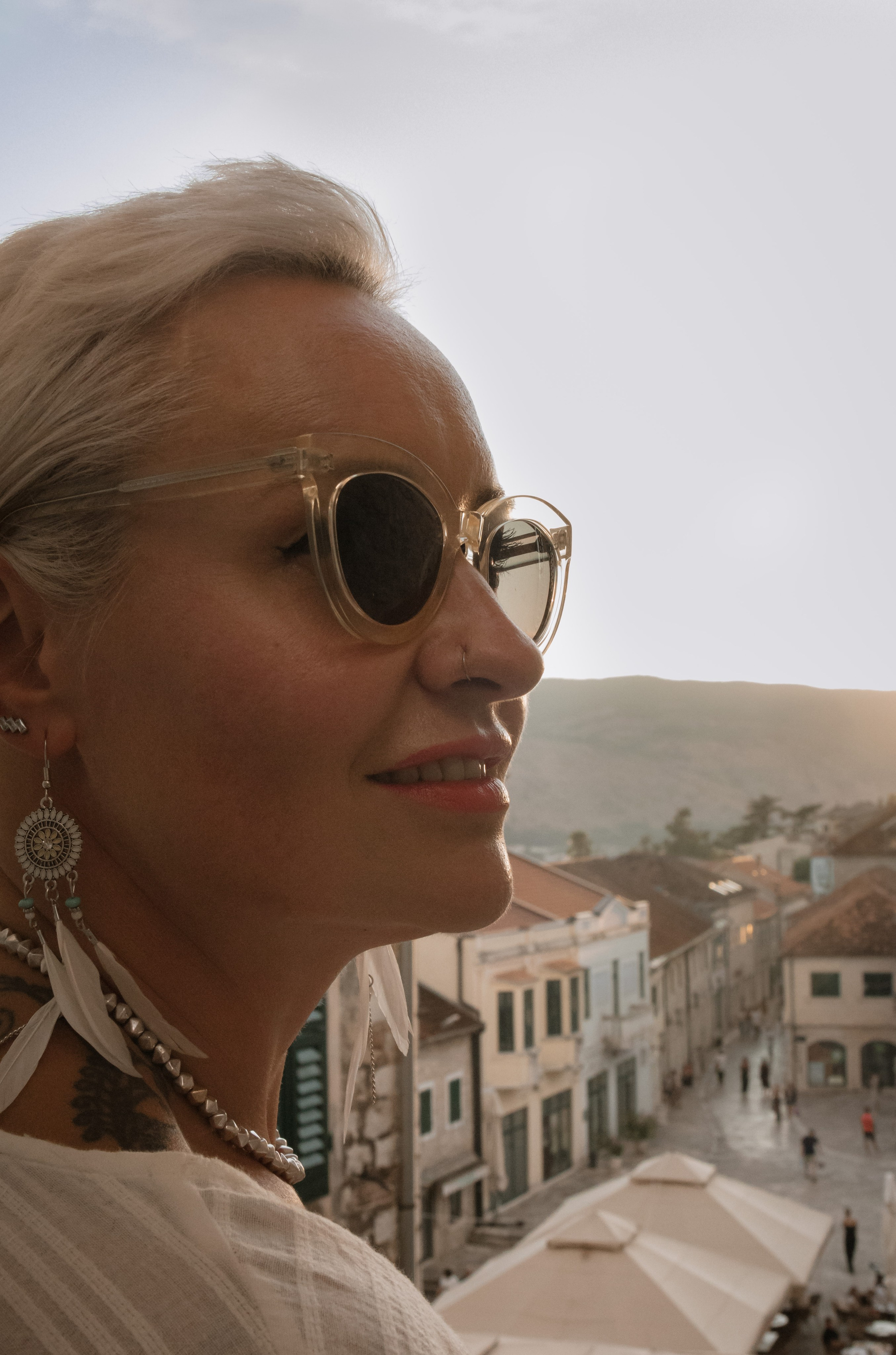 Закатный Херцег Нови с Марией. Portrait photographer in Tivat Montenegro Katerina Kirsanova