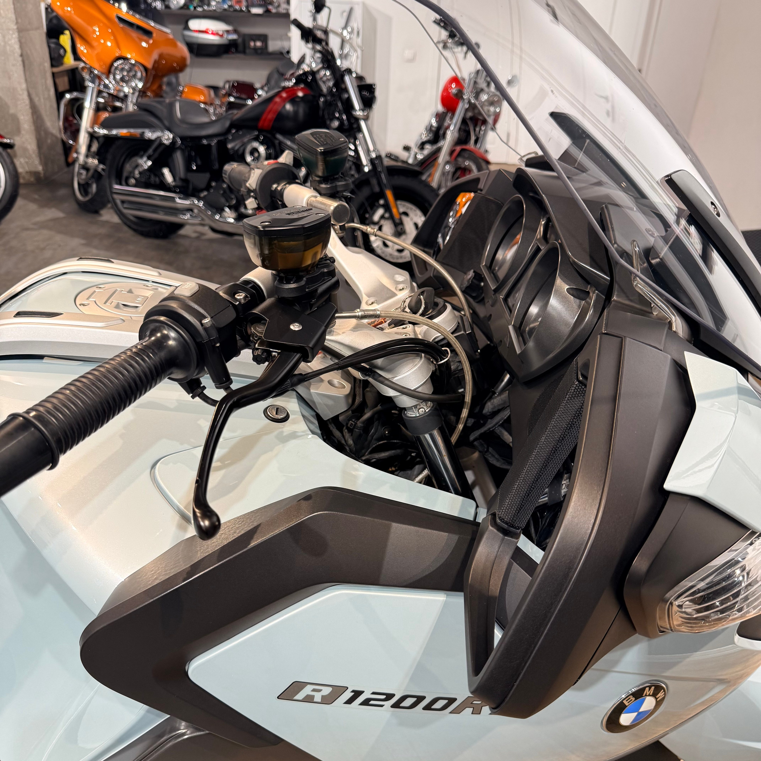 2010 ВМW R1200RТ Oyster Grey Metаlliс (VIN *WВ10*9636). Hello Davidson, Москва. Только хорошие мотоциклы…