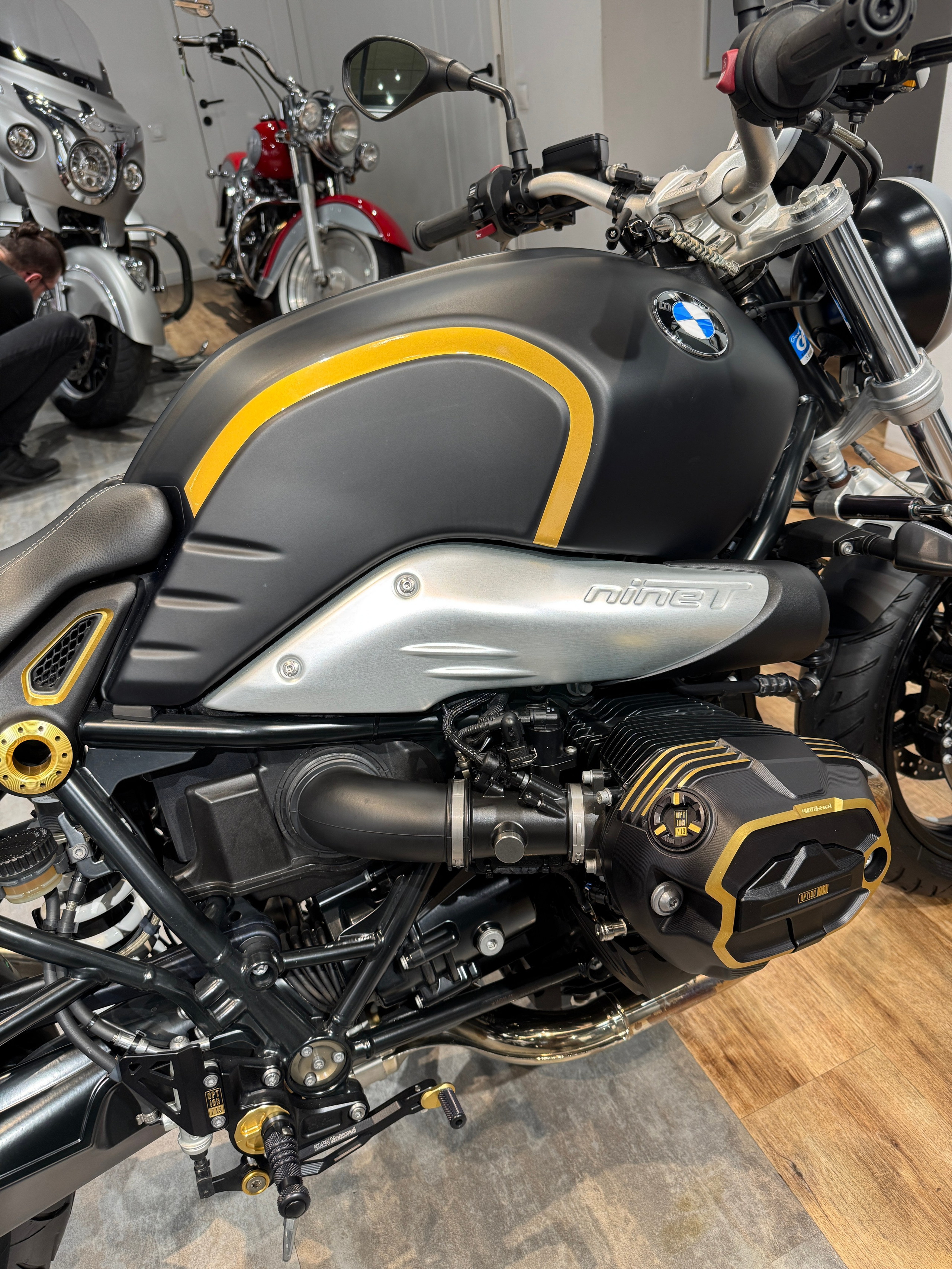 Мотоциклы Harley-Davidson BMW R Nine T (Option 719)  — купить мотоцикл. Hello Davidson, Москва. Только хорошие мотоциклы…